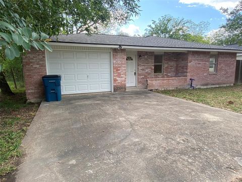 Single Family Residence in Refugio TX 305 Osage Street.jpg