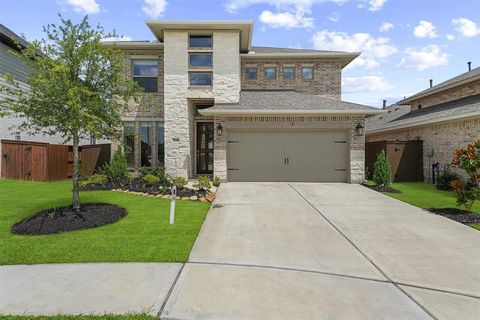 Single Family Residence in Katy TX 2530 Riley Creek Court.jpg