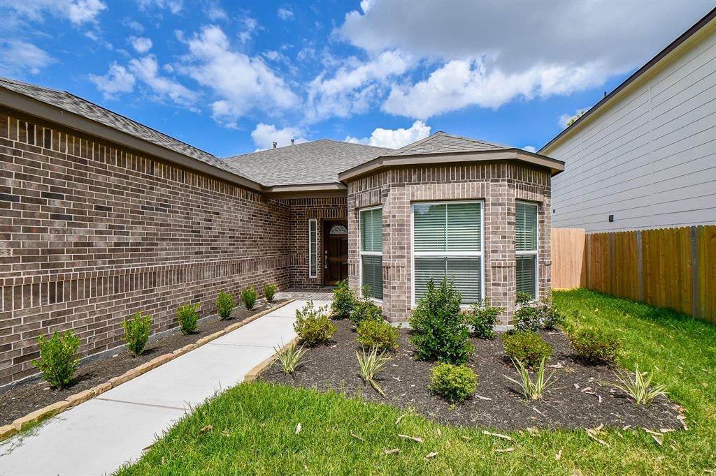6710 Utah St, Houston, TX 77091 photo
