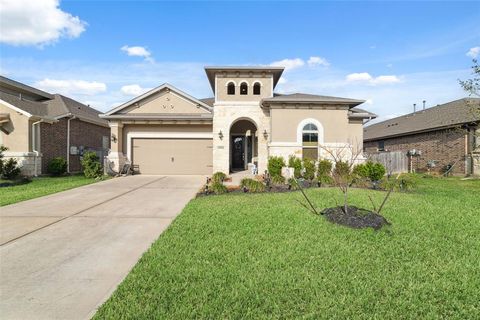 Single Family Residence in Richmond TX 8014 Clearwater Glen Court.jpg