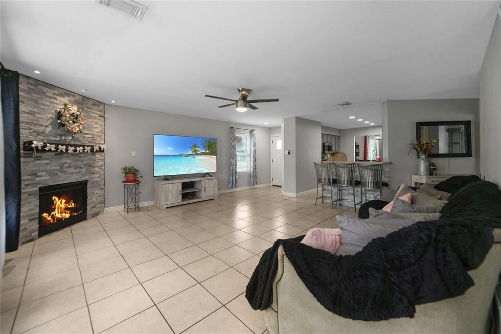 7227 Foxvista Ln, Humble, TX 77338 photo