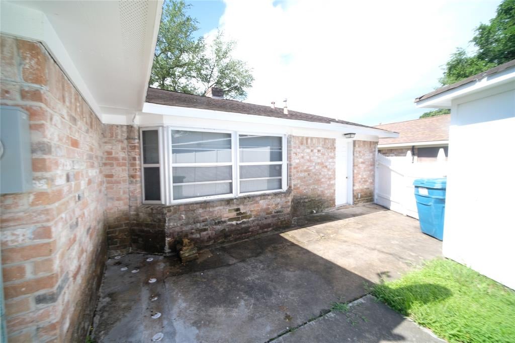 12318 Bexley Dr, Houston, TX 77099 photo