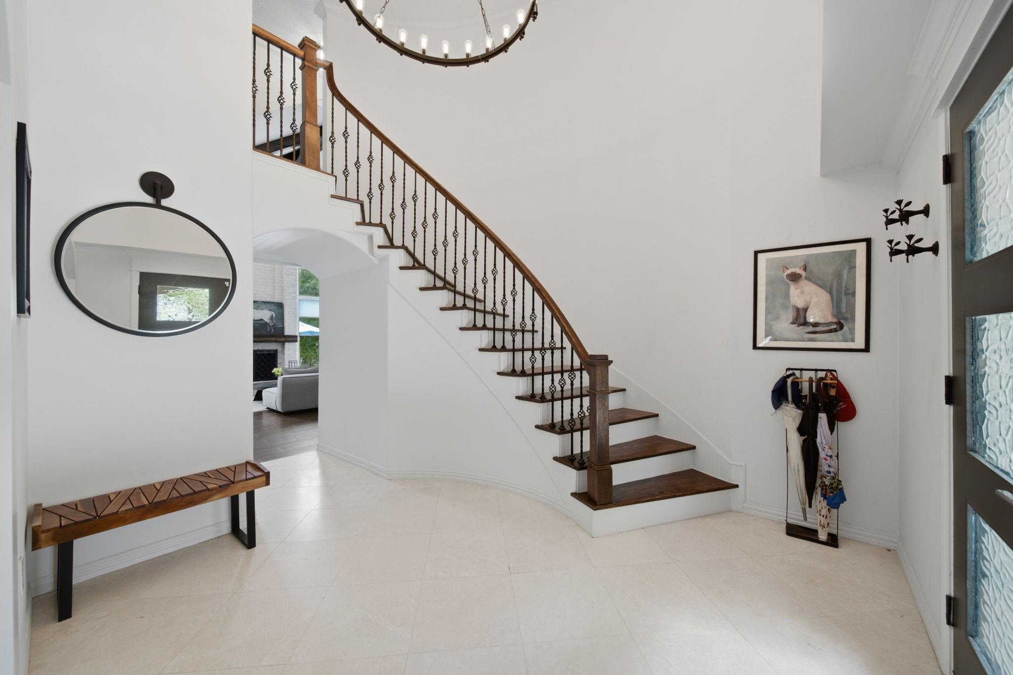 923 Daria Dr, Houston, TX 77079 photo