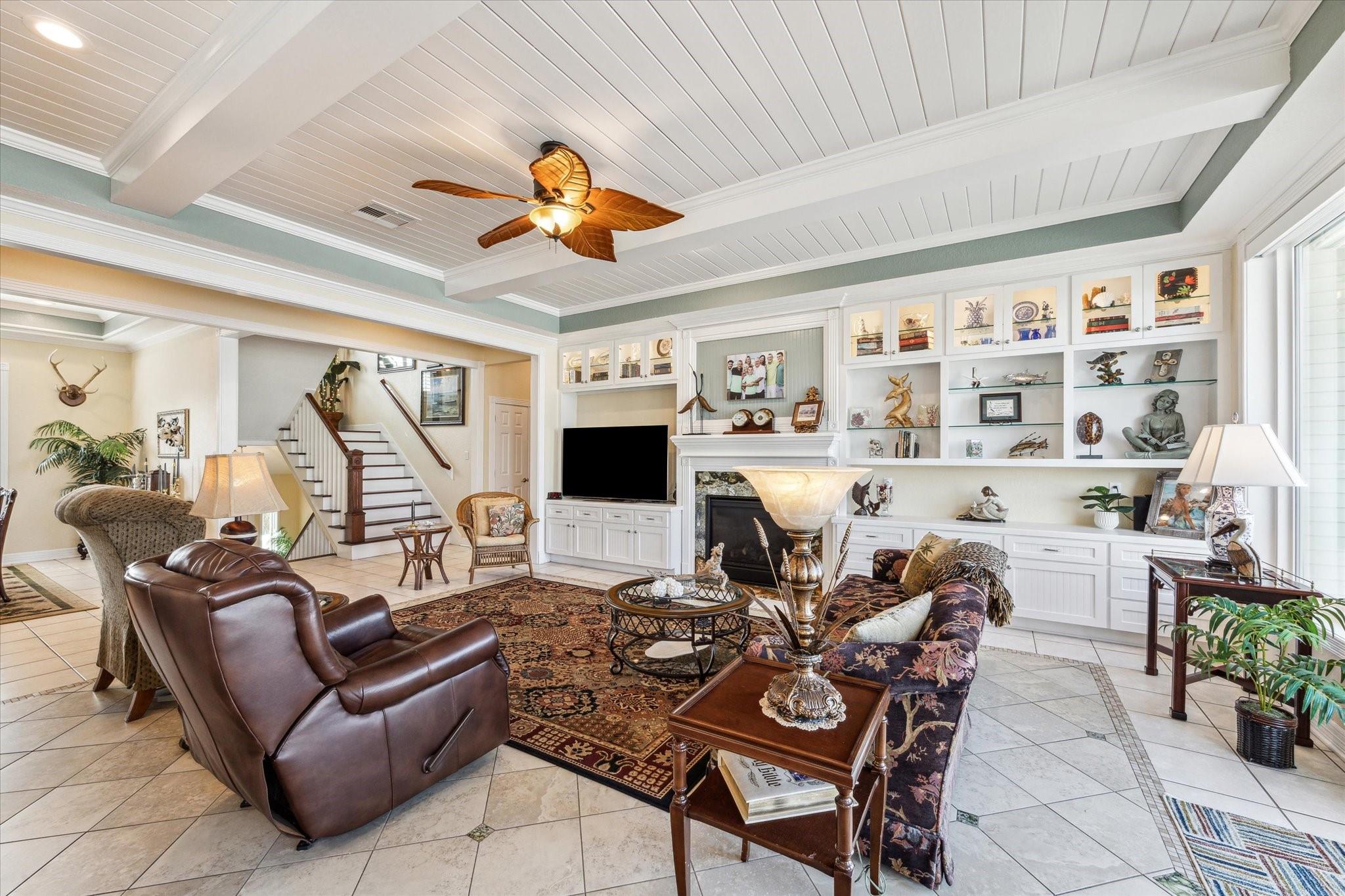 102 Bamaku Bnd, Tiki Island, TX 77554 photo