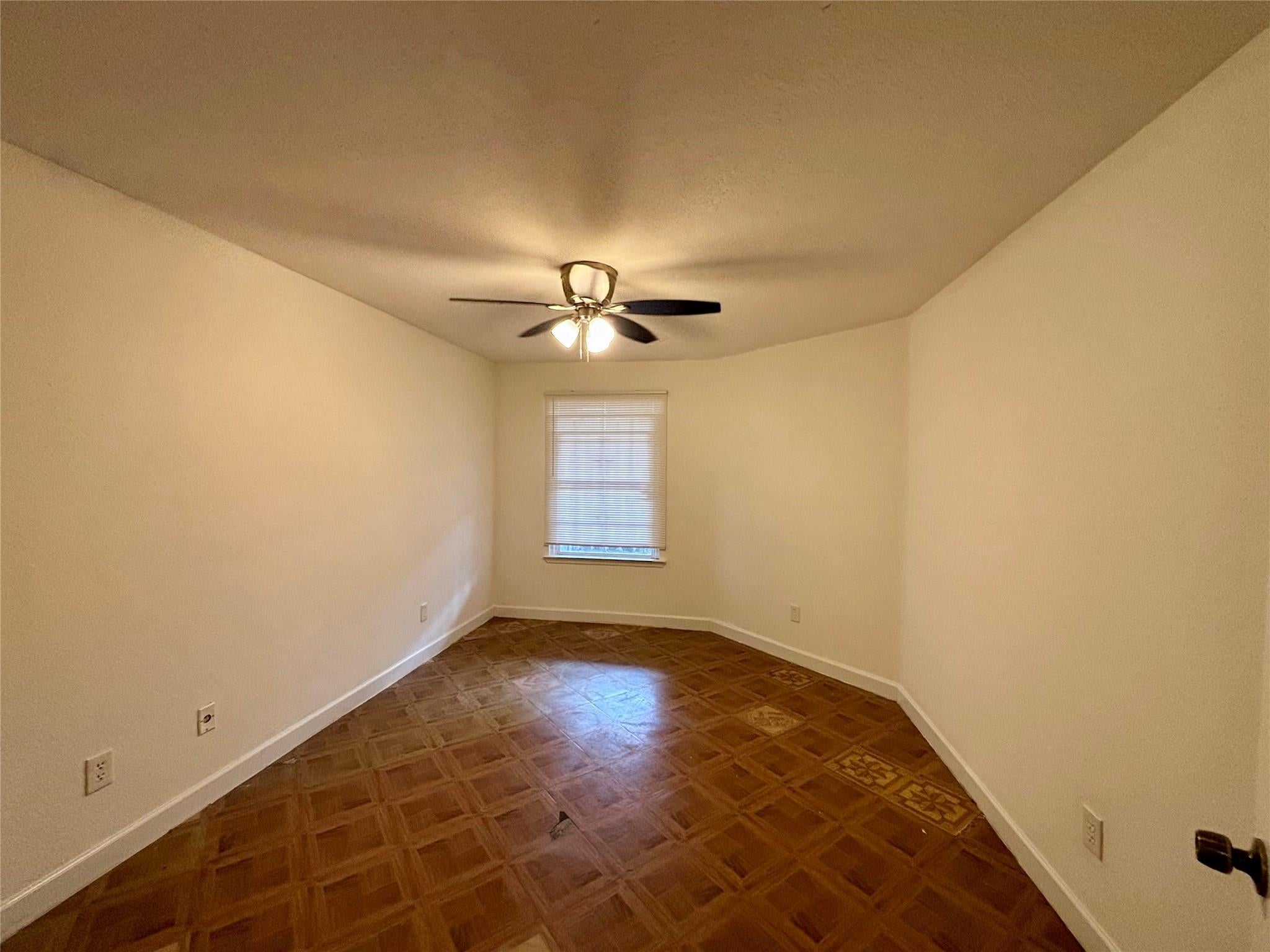 8287 Creekbend Dr #8287, Houston, TX 77071 photo