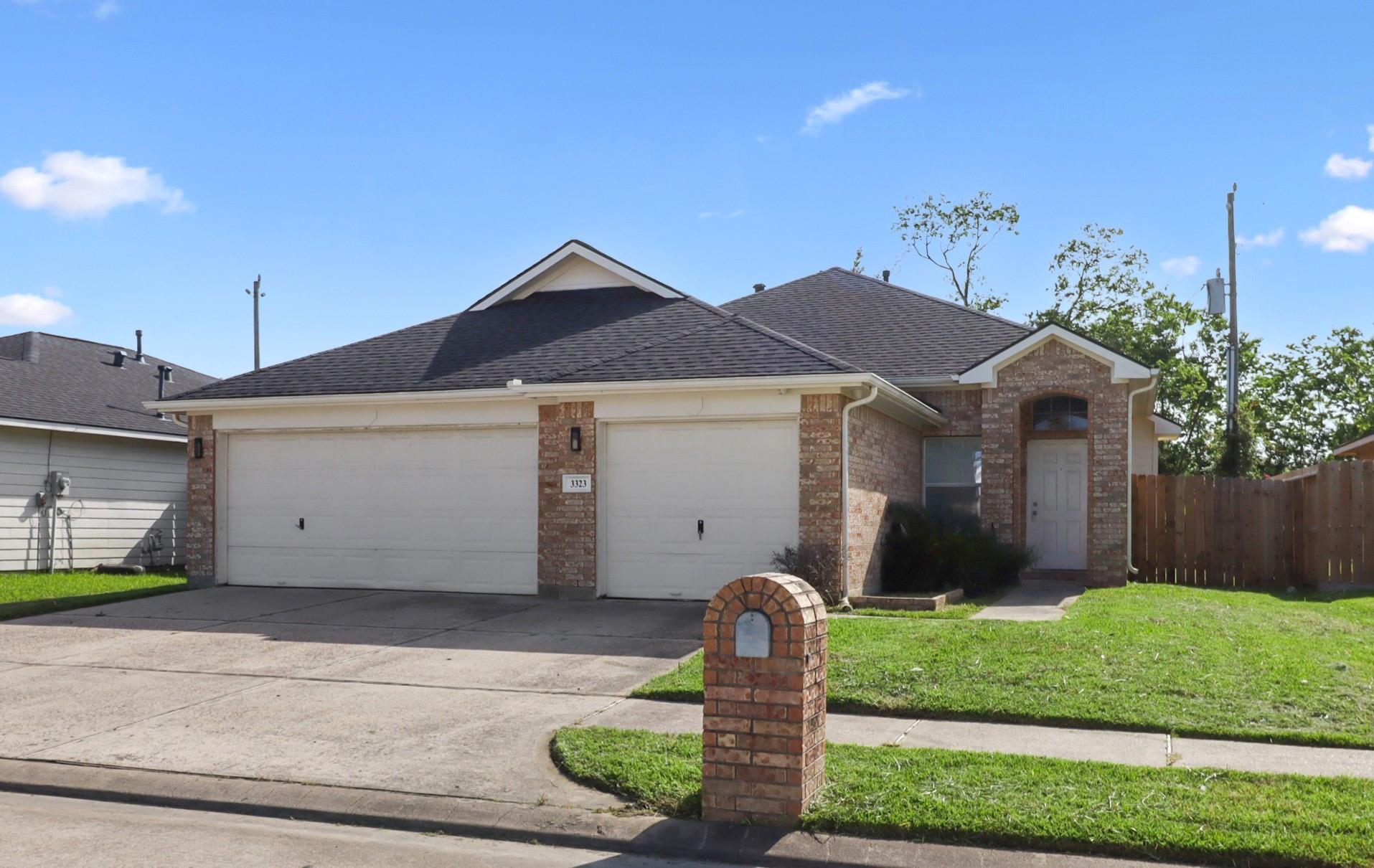 3323 Red Cedar Dr, Baytown, TX 77521
