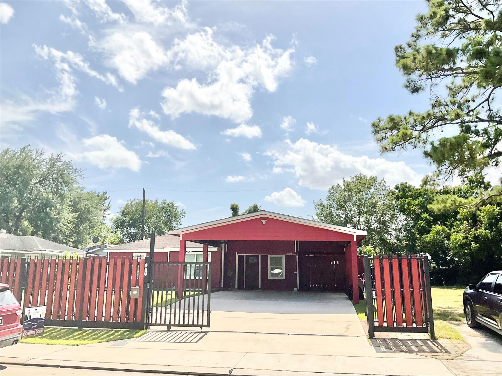 616 Kansas St, Pasadena, TX 77506 photo
