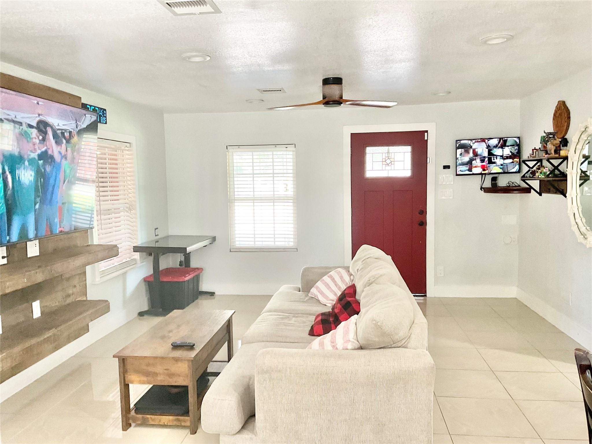 616 Kansas St, Pasadena, TX 77506 photo
