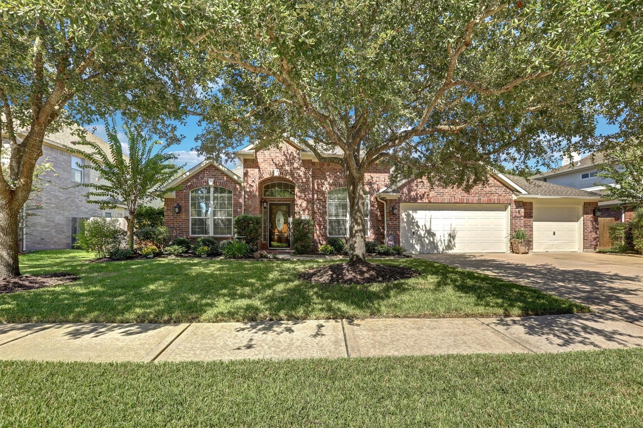 2911 Amber Hill Trl, Pearland, TX 77581 photo