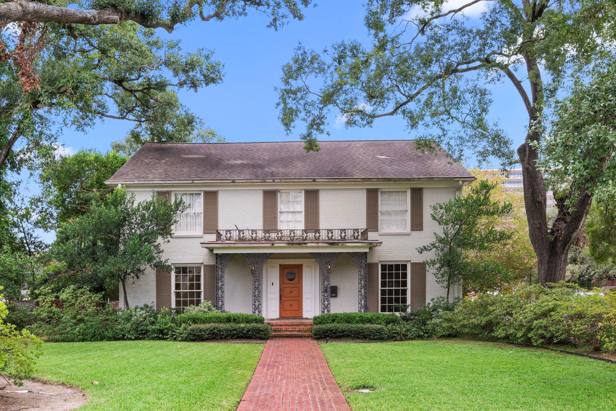 3867 Olympia Dr, Houston, TX 77019 photo