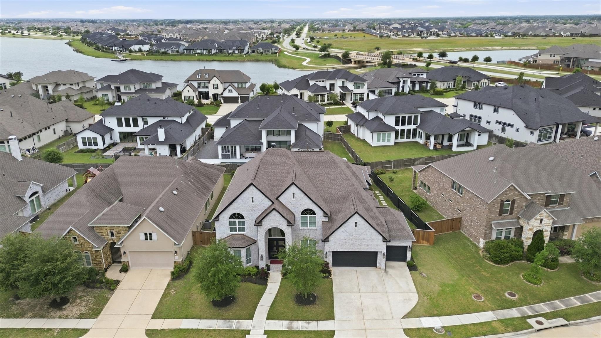11219 Hillside Knoll Ln, Cypress, TX 77433 photo