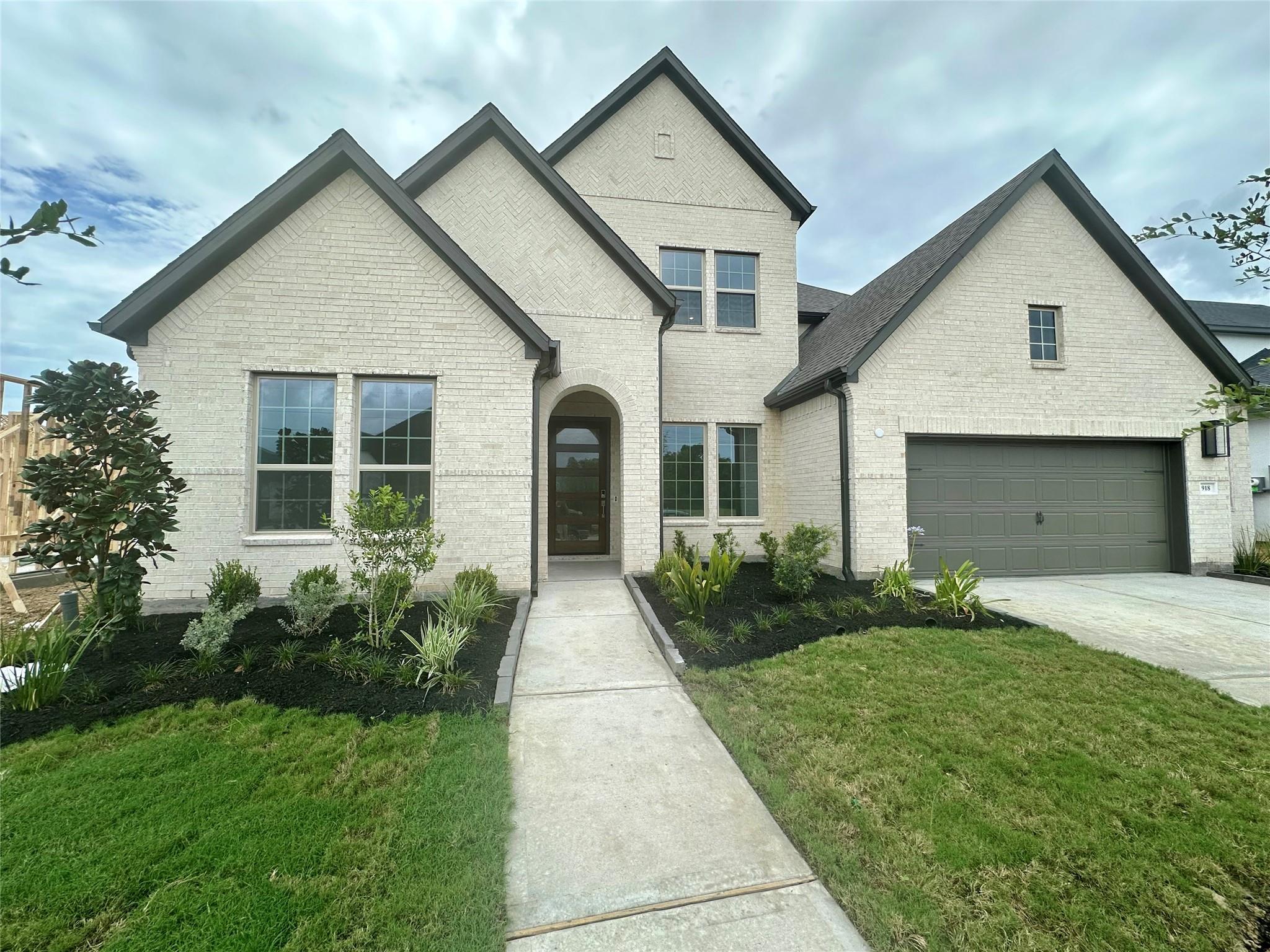 918 Groundwater Way, League City, TX 77546