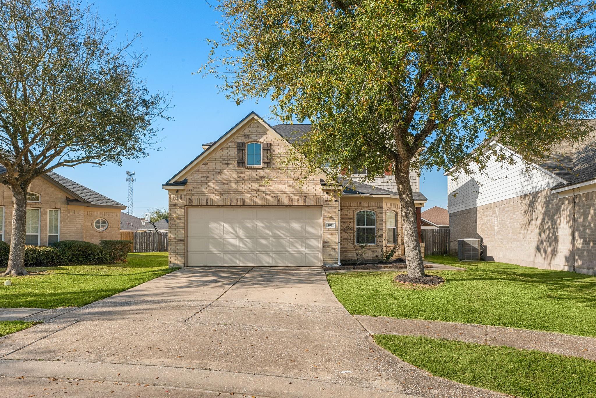 5911 Rosemary Cir, Baytown, TX 77521 photo
