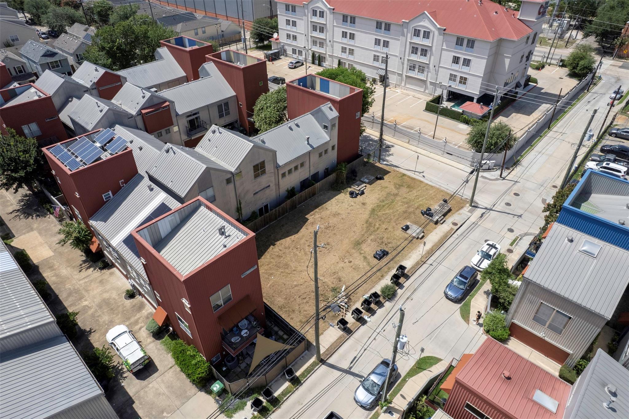 1110 Arthur St, Houston, TX 77019 photo