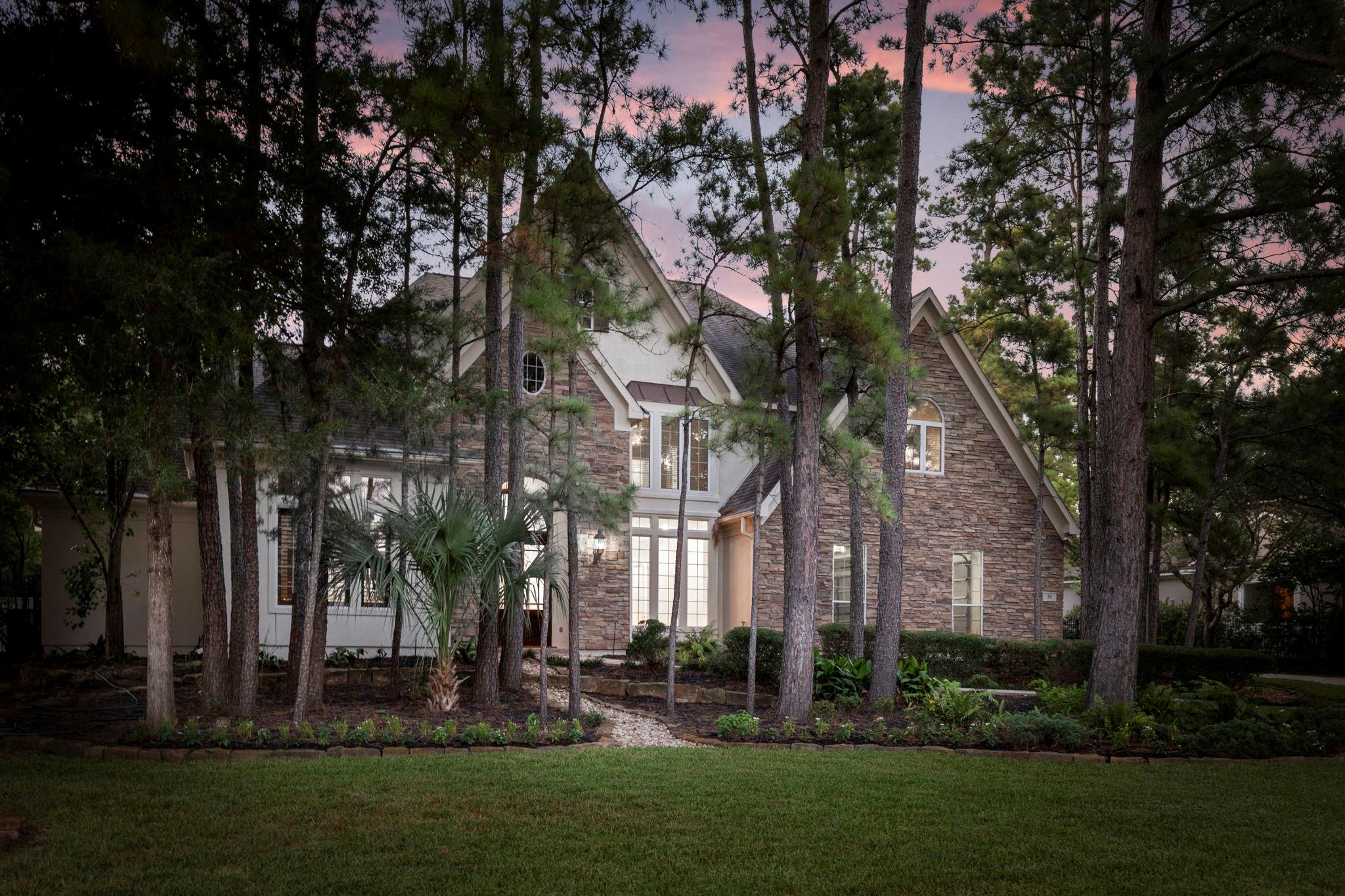 39 W Bracebridge Cir, The Woodlands, TX 77382 photo