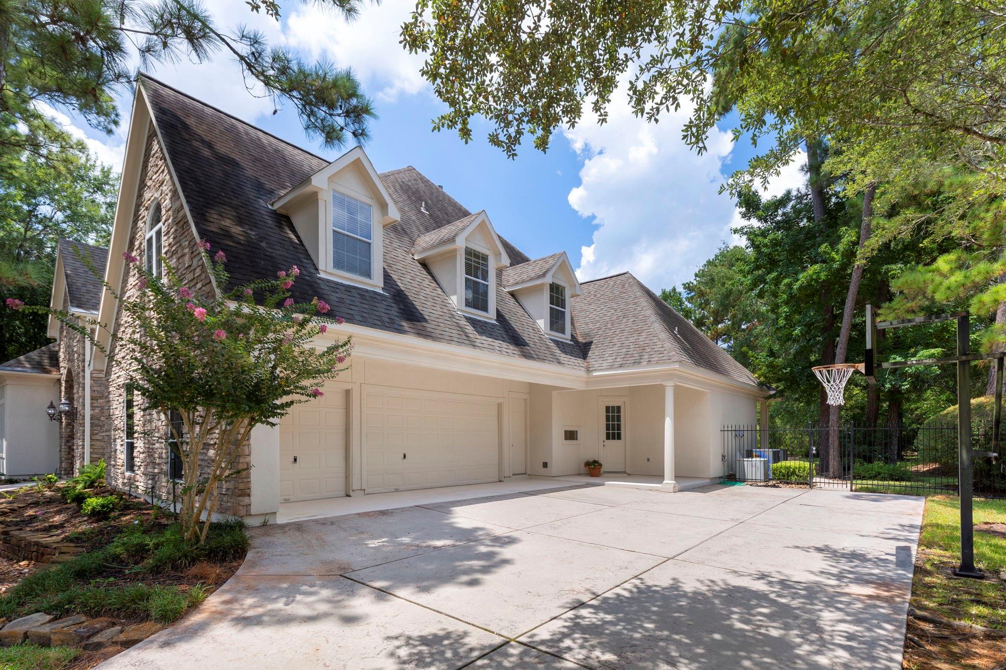 39 W Bracebridge Cir, The Woodlands, TX 77382 photo