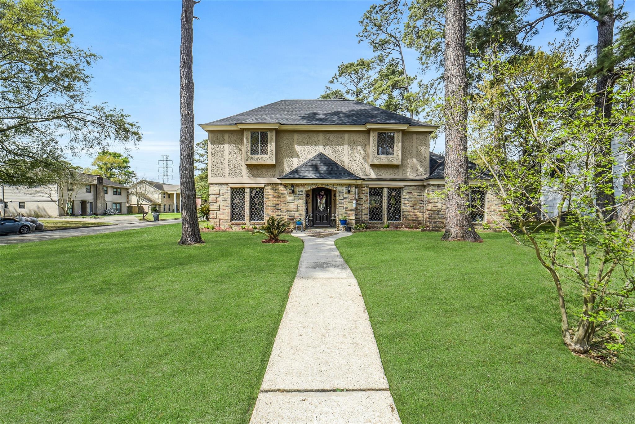 4910 Charade Dr, Houston, TX 77066
