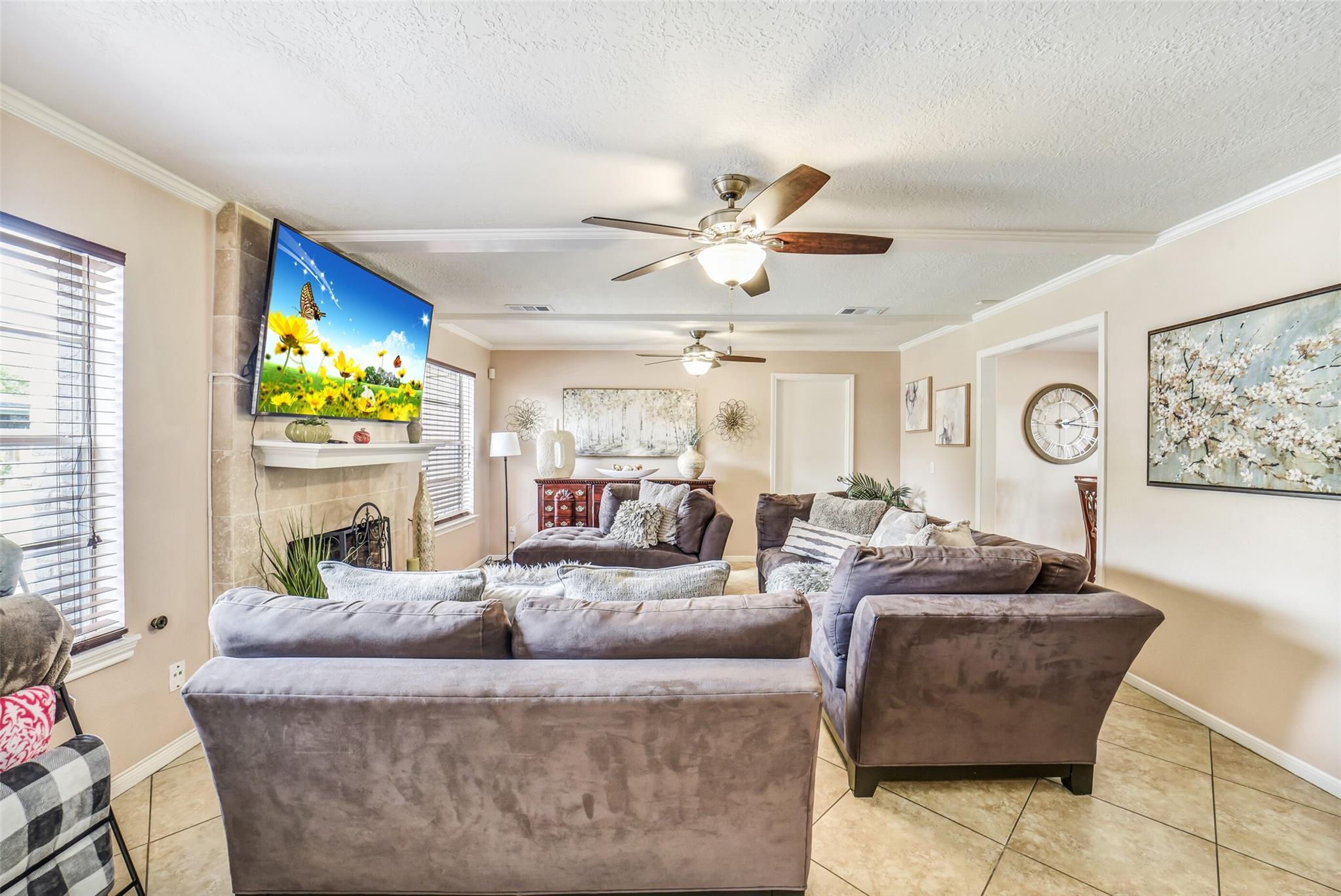 4910 Charade Dr, Houston, TX 77066 photo