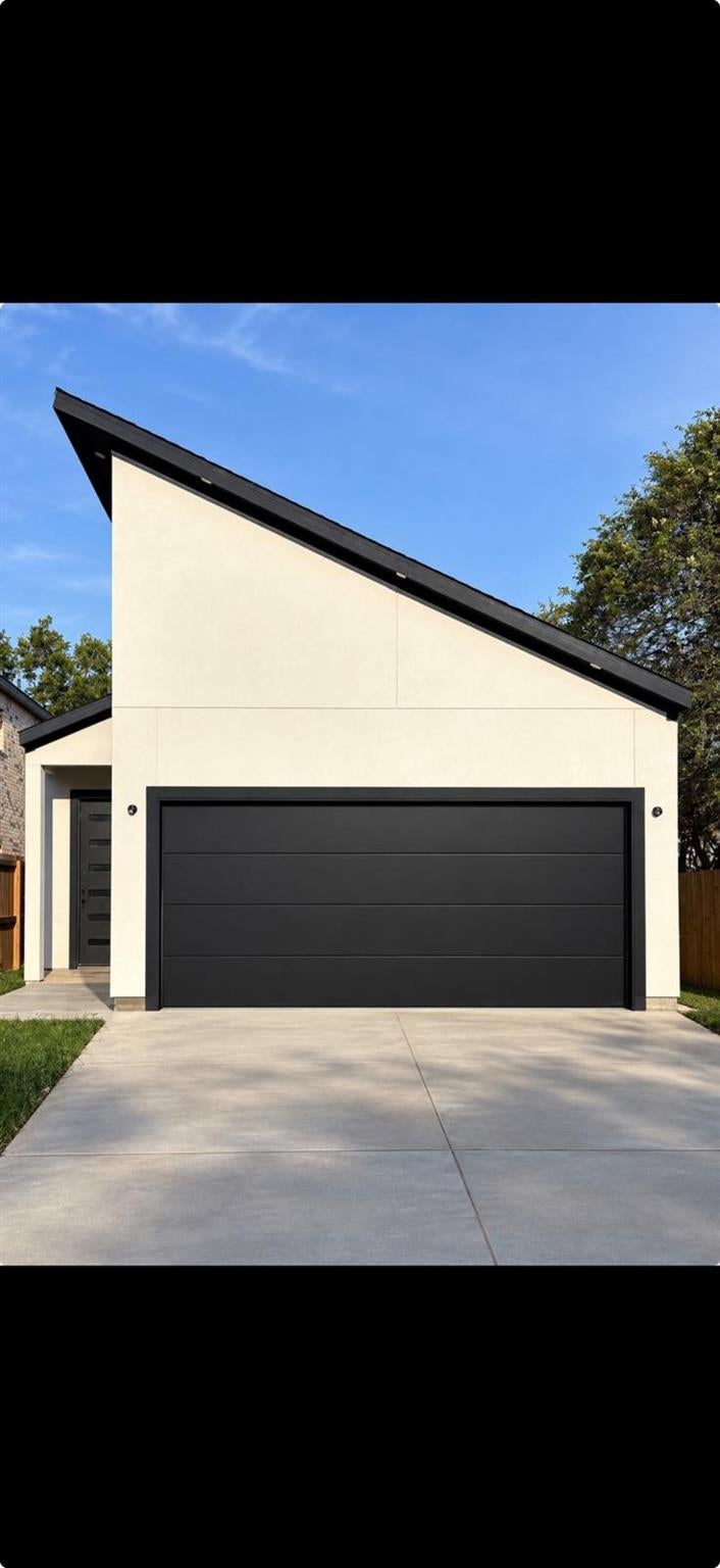 5606 Hollow Pnes, Houston, TX 77049