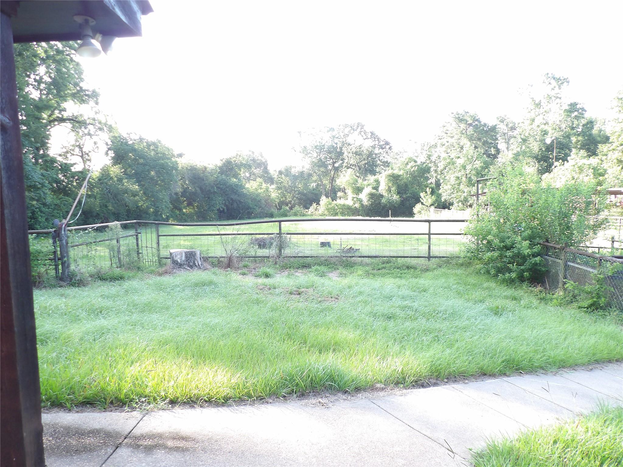 26318 Hardin Store Rd, Magnolia, TX 77354 photo