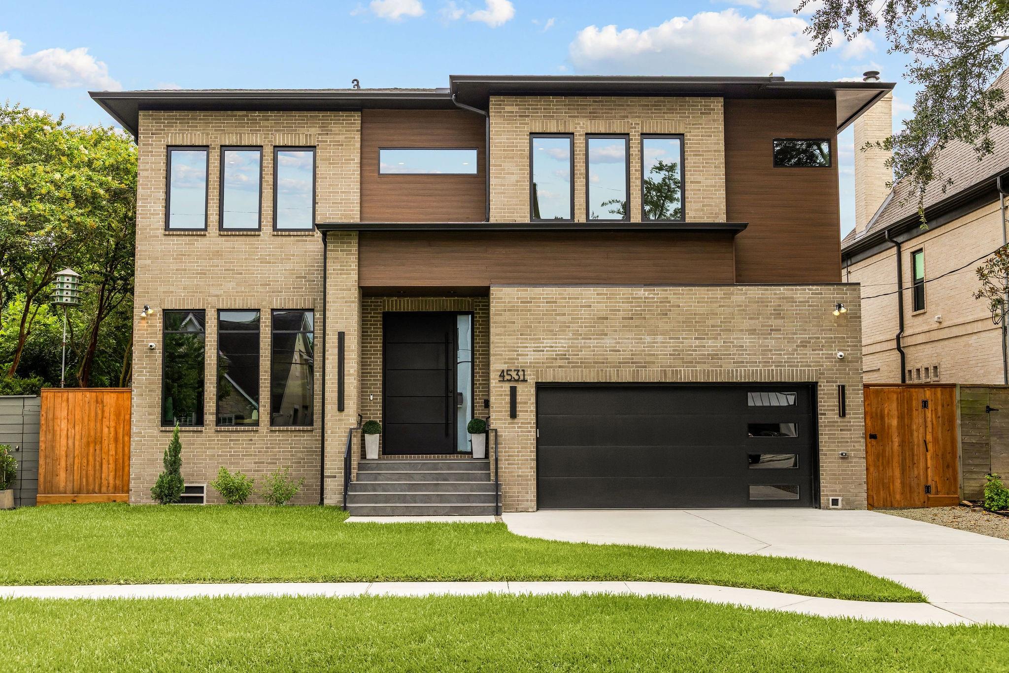 4531 Elm St, Bellaire, TX 77401