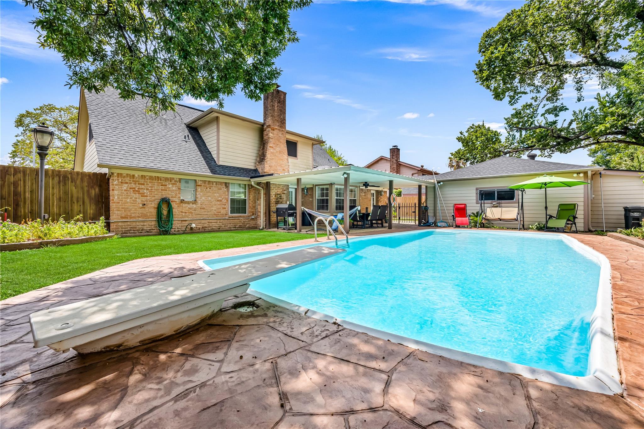 13619 Whitchurch Way, Houston, TX 77015 photo