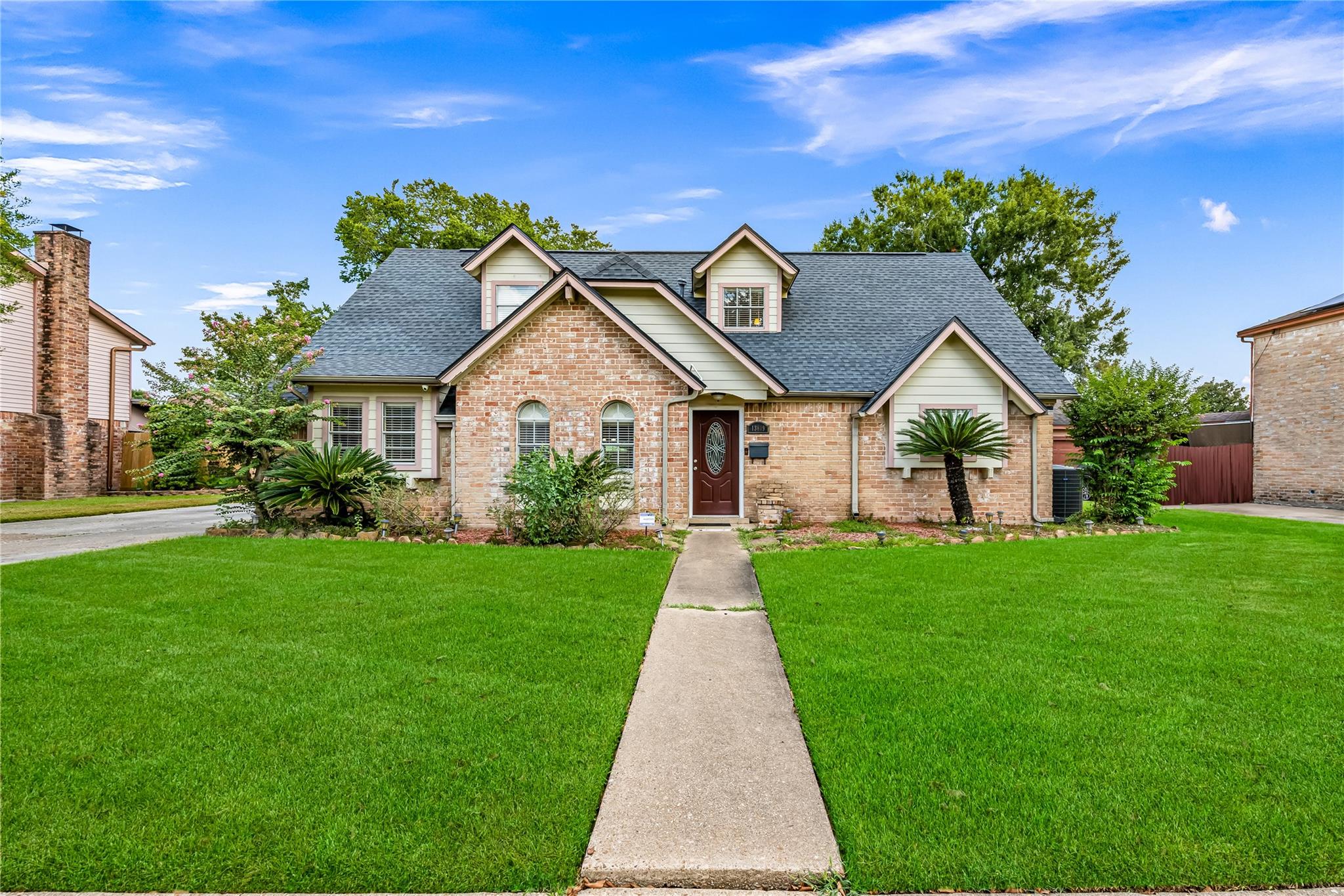 13619 Whitchurch Way, Houston, TX 77015