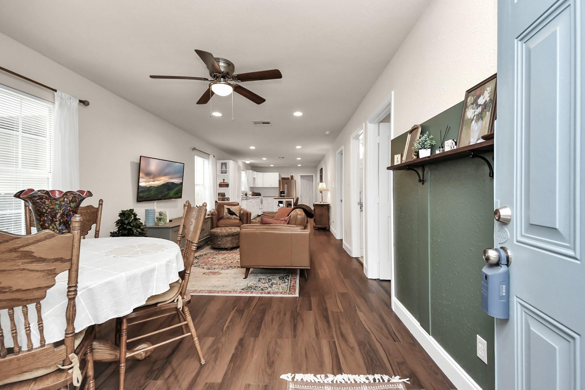 7711 Avenue L, Houston, TX 77012 photo