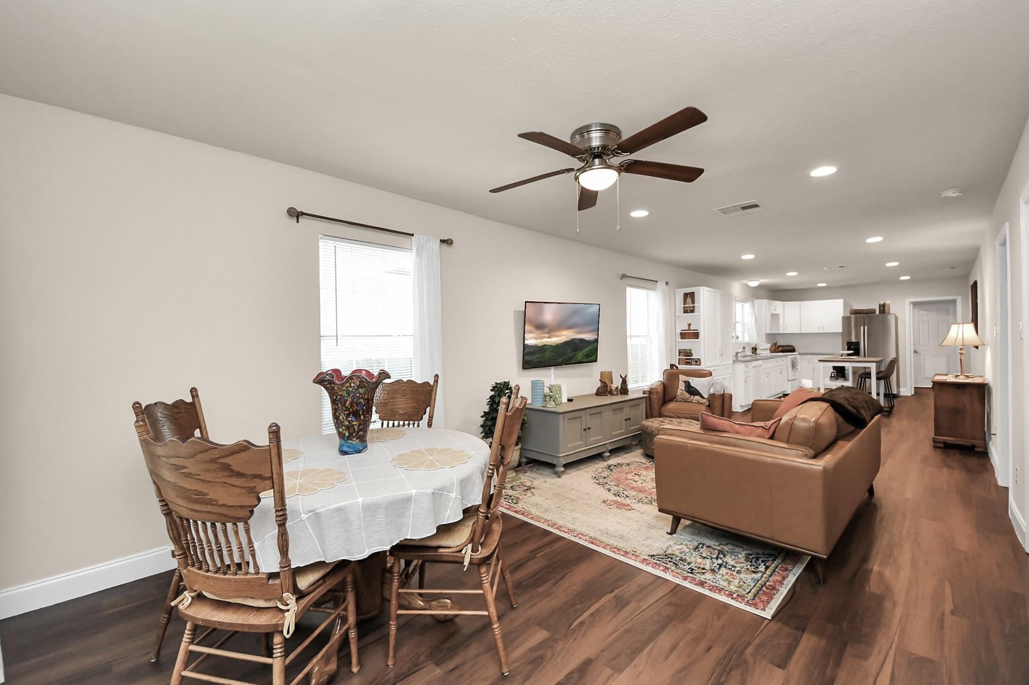 7711 Avenue L, Houston, TX 77012 photo