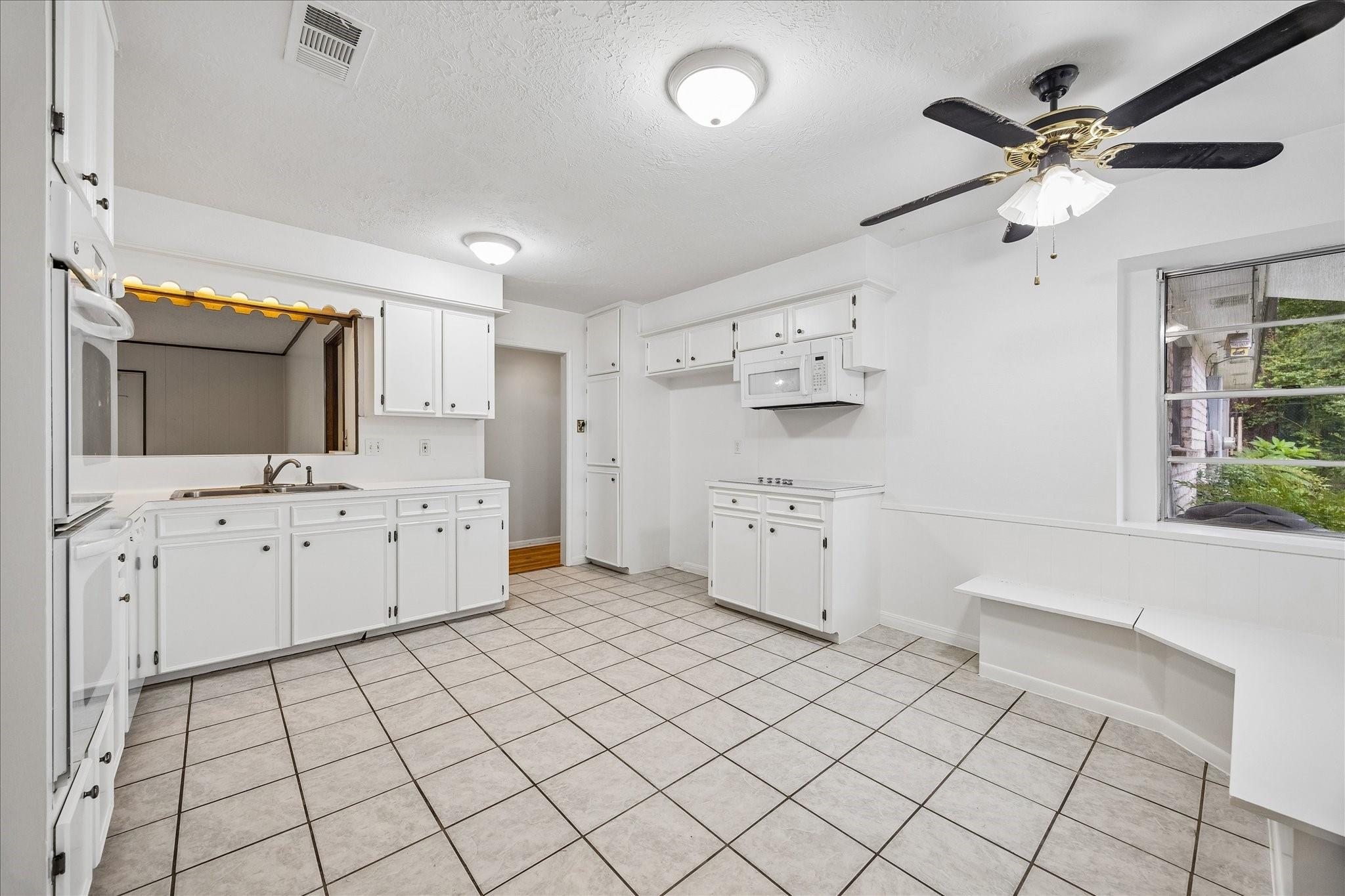 17803 Loring Ln, Spring, TX 77388 photo