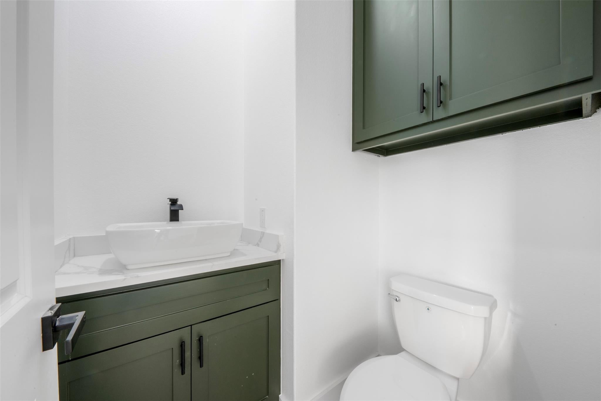 1306 Duff Ln, Houston, TX 77022 photo