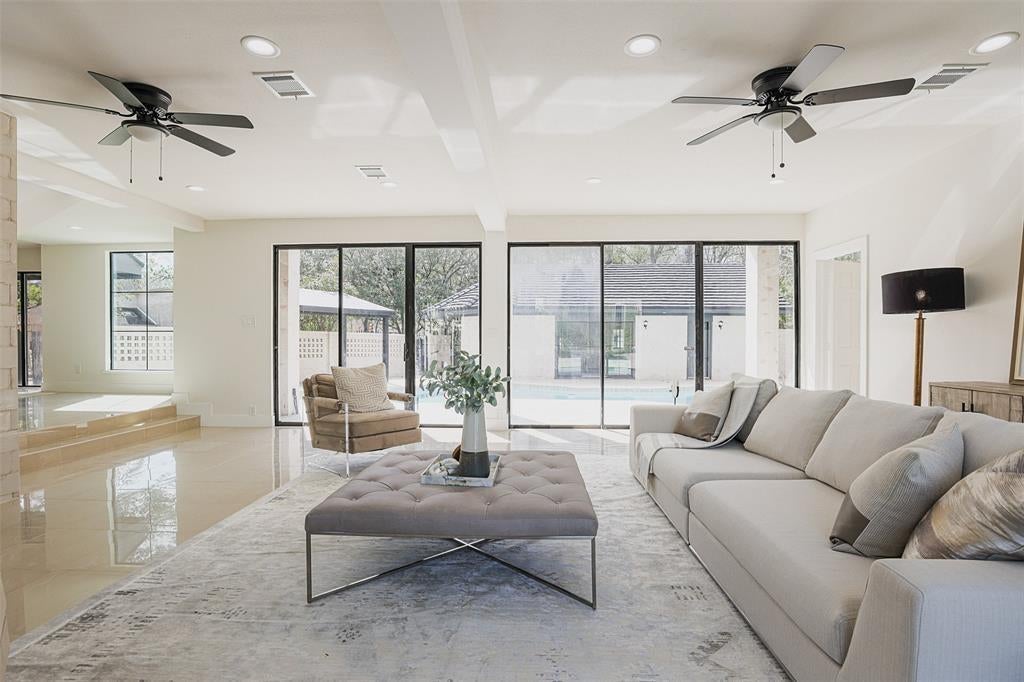 5614 Indian Cir, Houston, TX 77056 photo