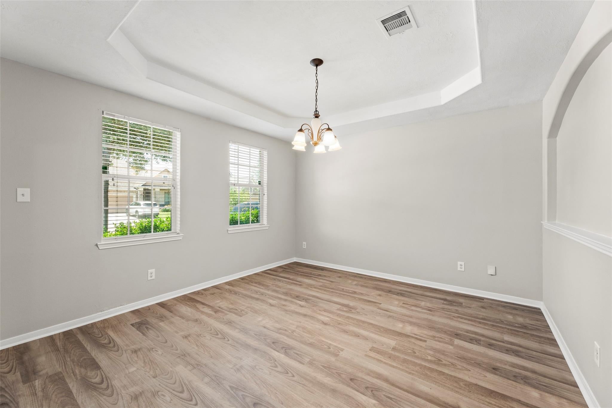 8911 Willow Wind Ln, Houston, TX 77083 photo