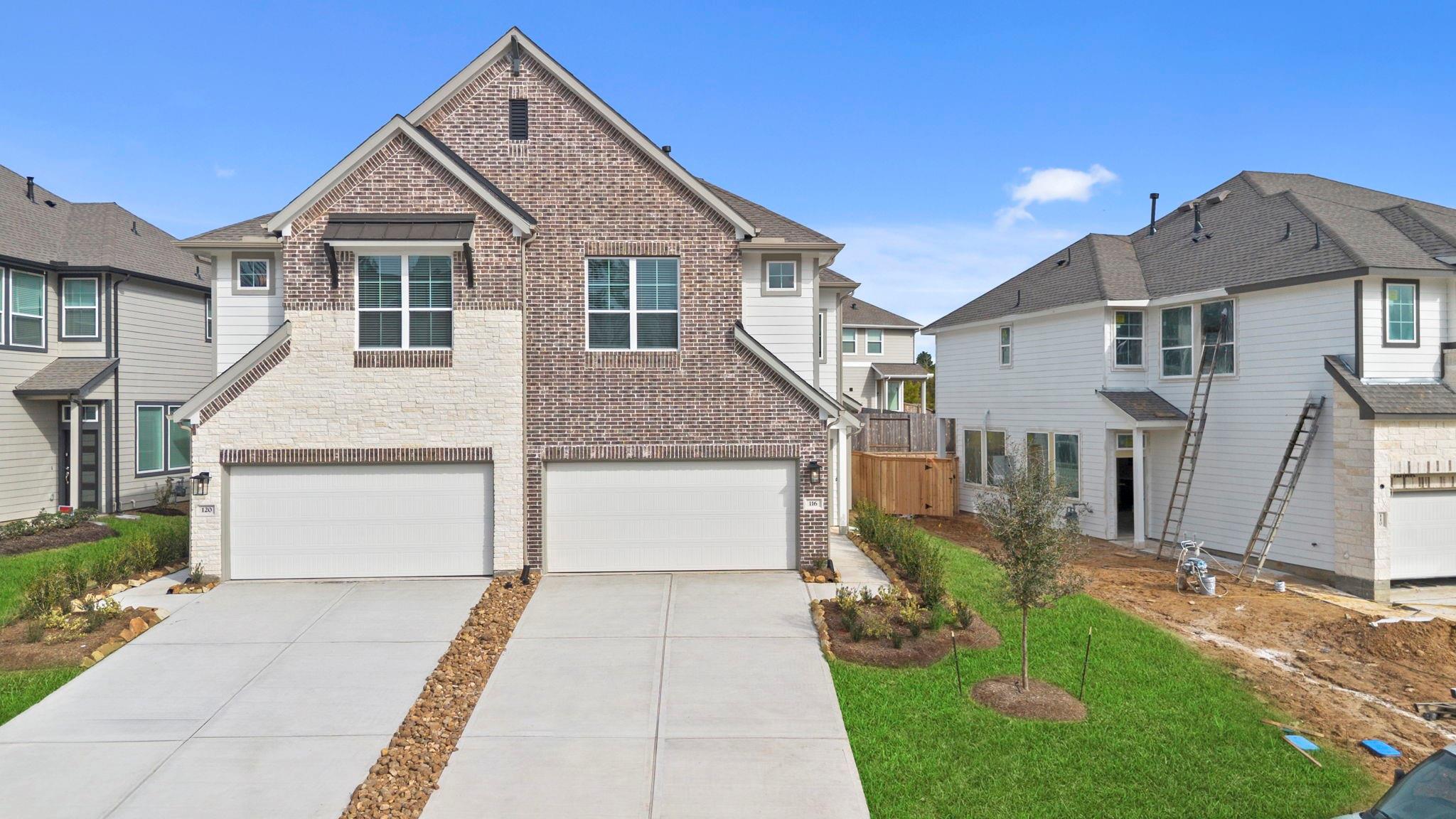 116 W Coralburst Loop, Montgomery, TX 77316 photo