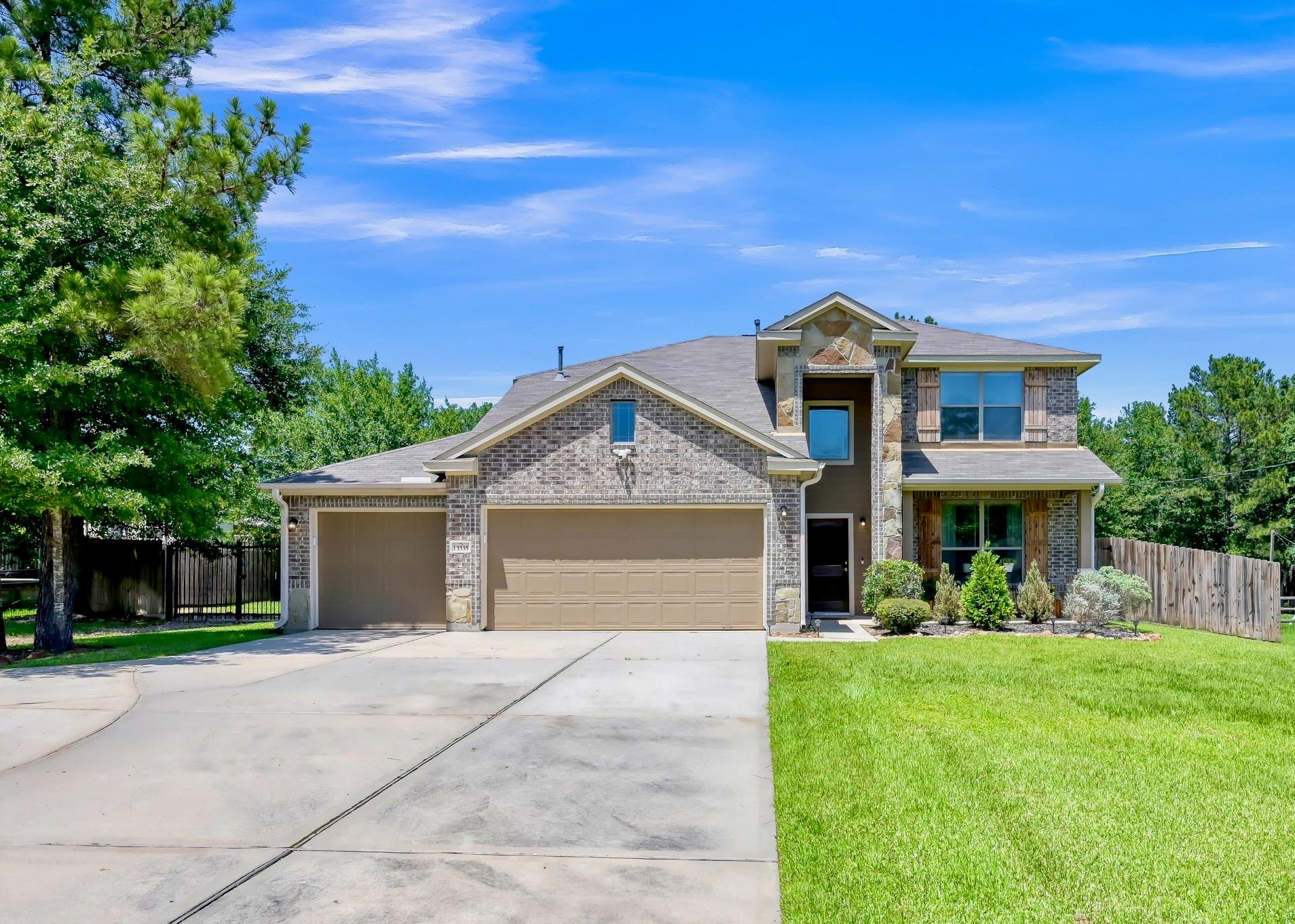 13335 Hidden Manor Ct, Willis, TX 77318 photo