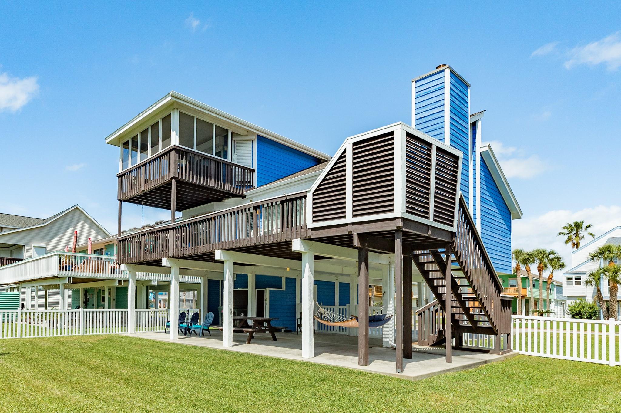 13711 Pirates Beach Blvd, Galveston, TX 77554 photo