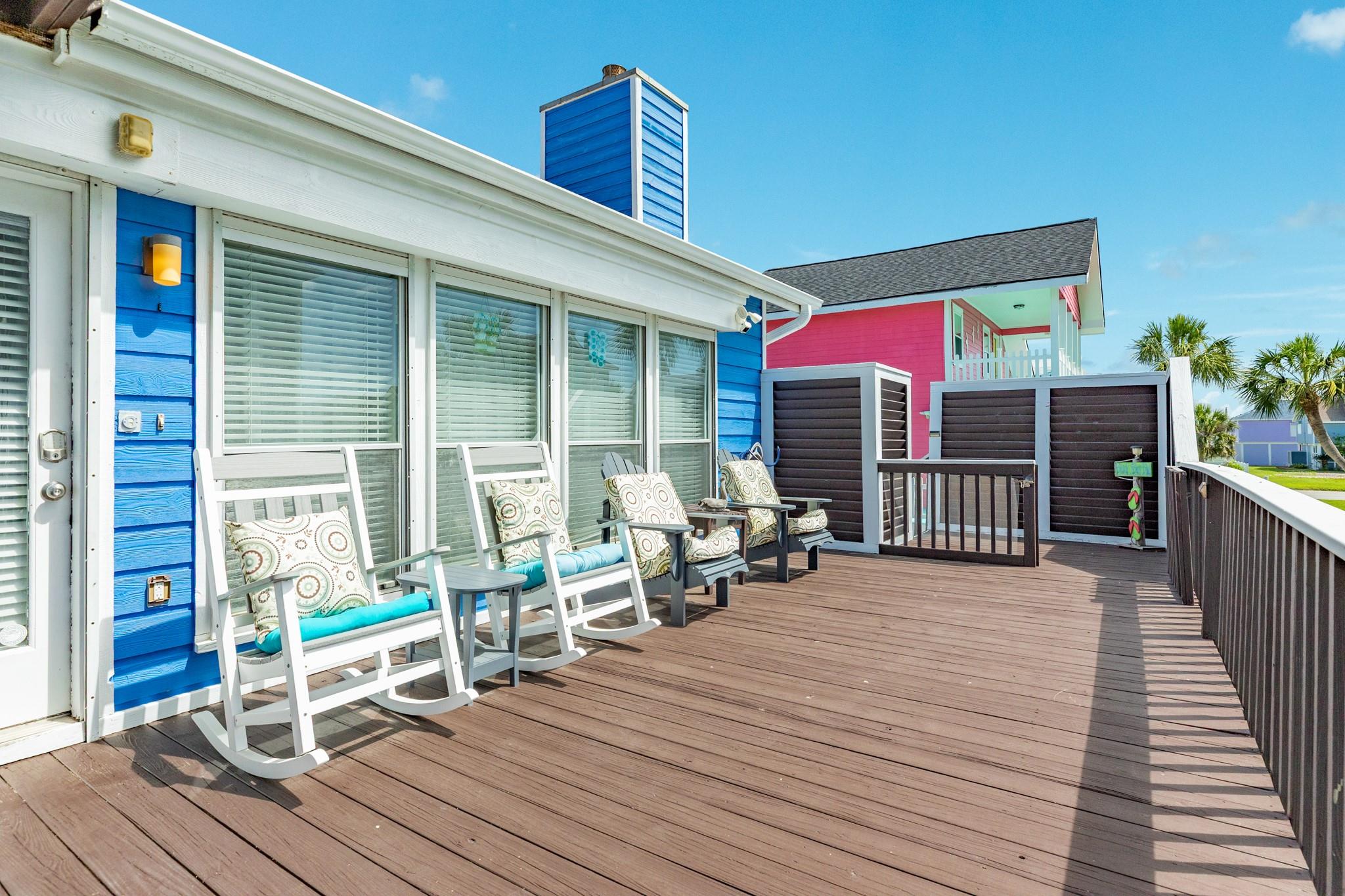 13711 Pirates Beach Blvd, Galveston, TX 77554 photo