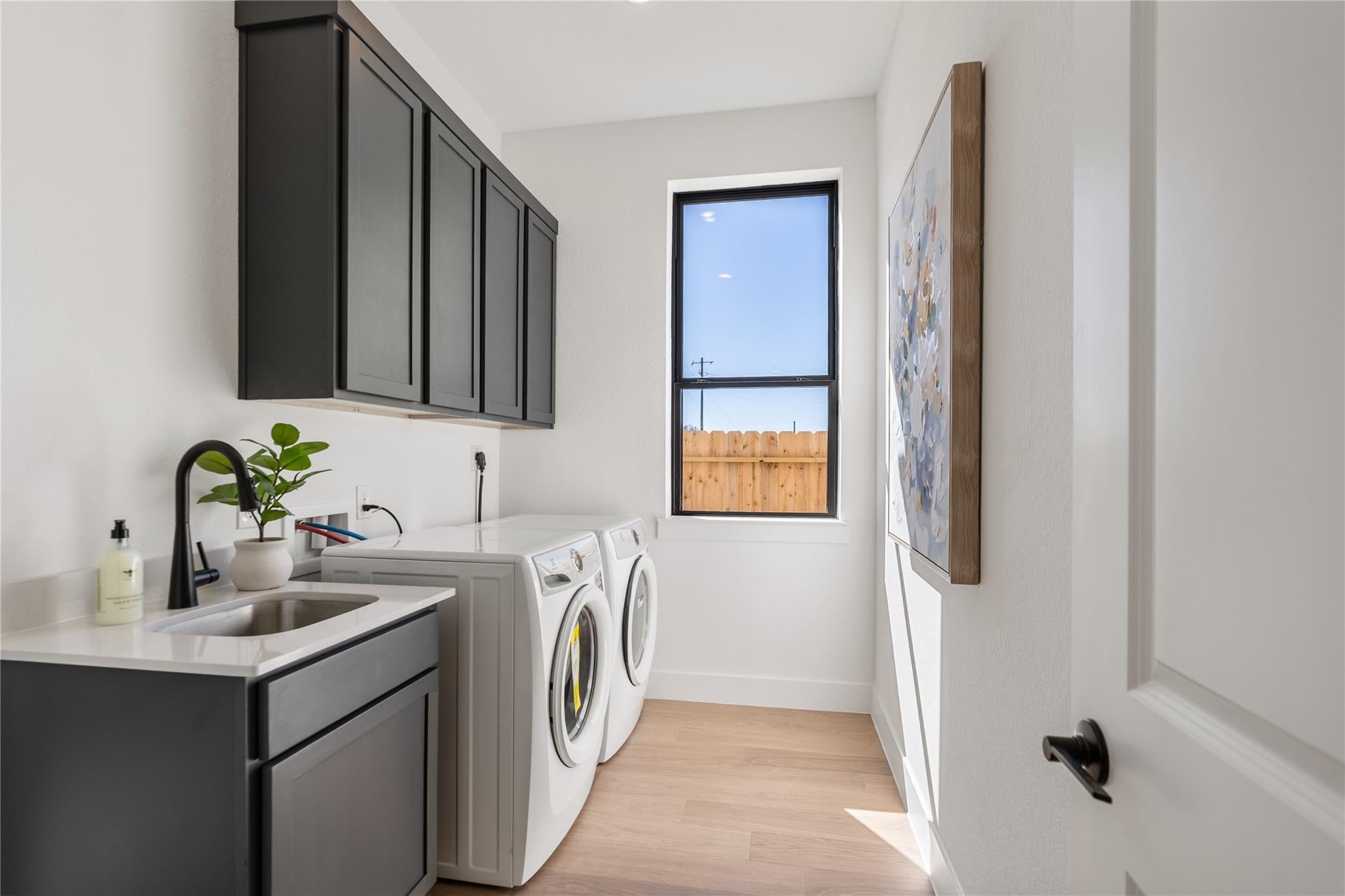 2303 Friendswood Trl, Friendswood, TX 77546 photo