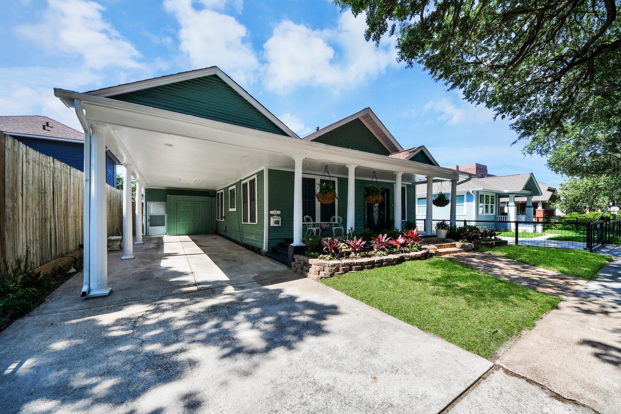 1114 W Cottage St, Houston, TX 77009 photo