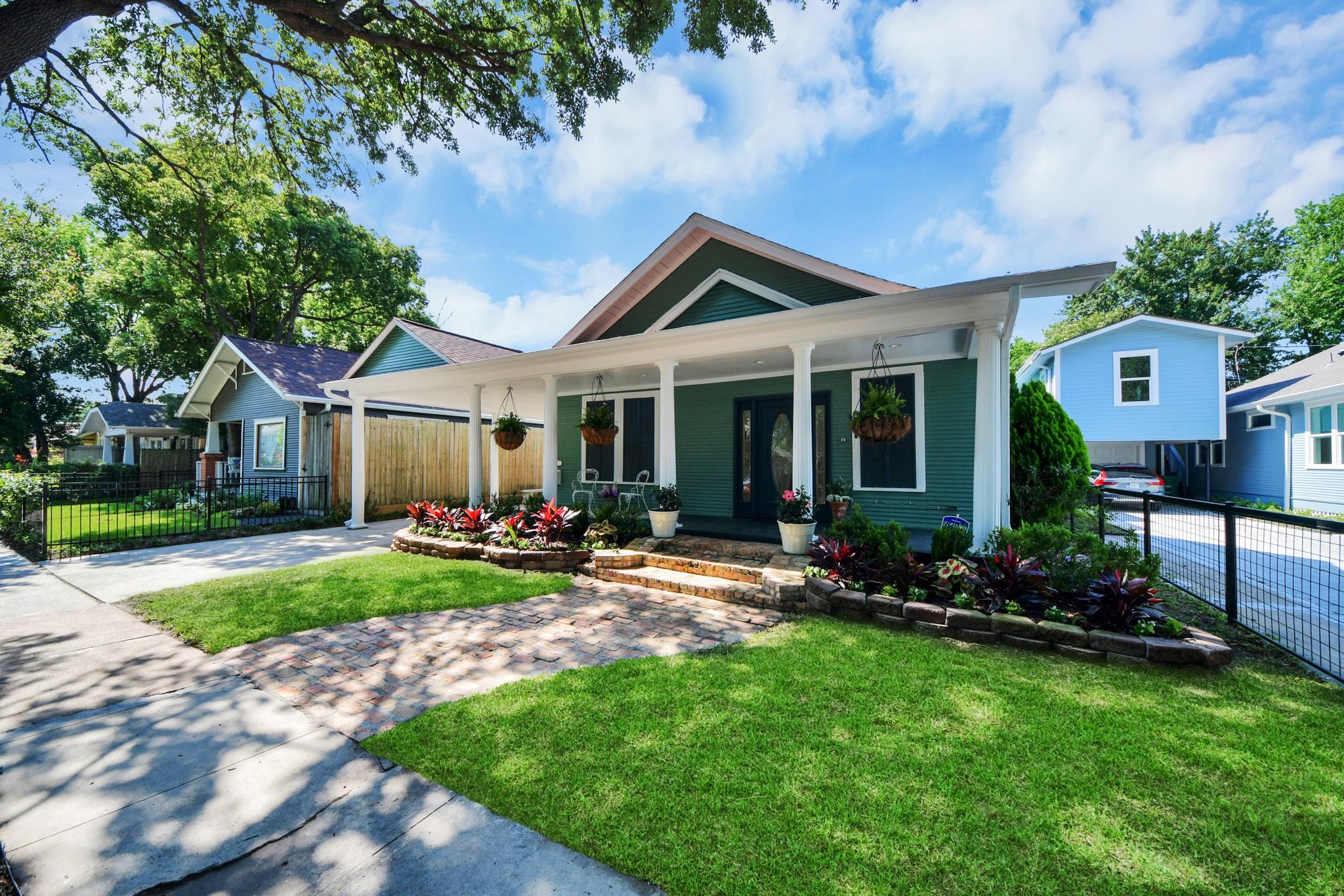 1114 W Cottage St, Houston, TX 77009 photo