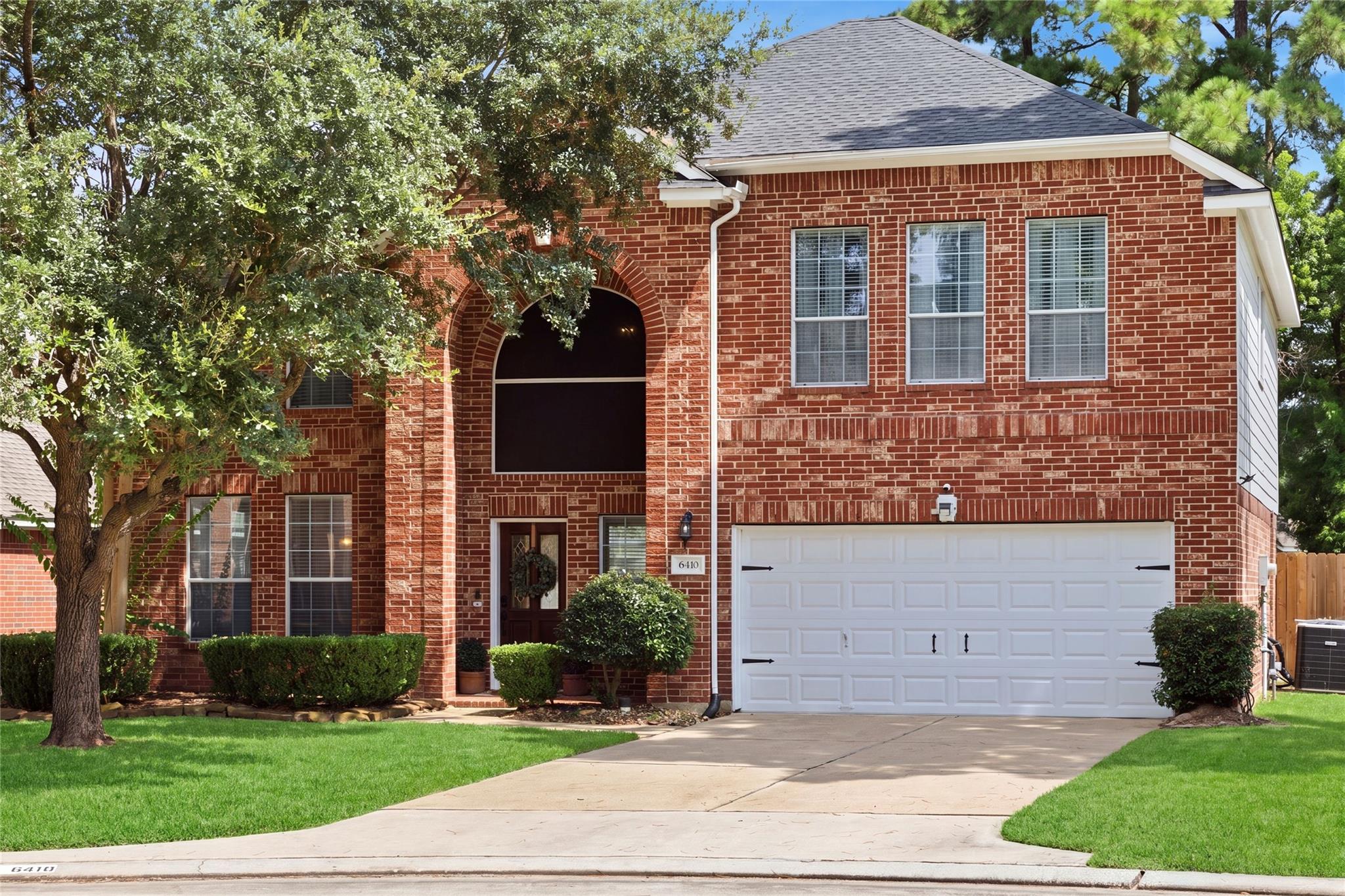 6410 Rose Willow Ln, Spring, TX 77379 photo