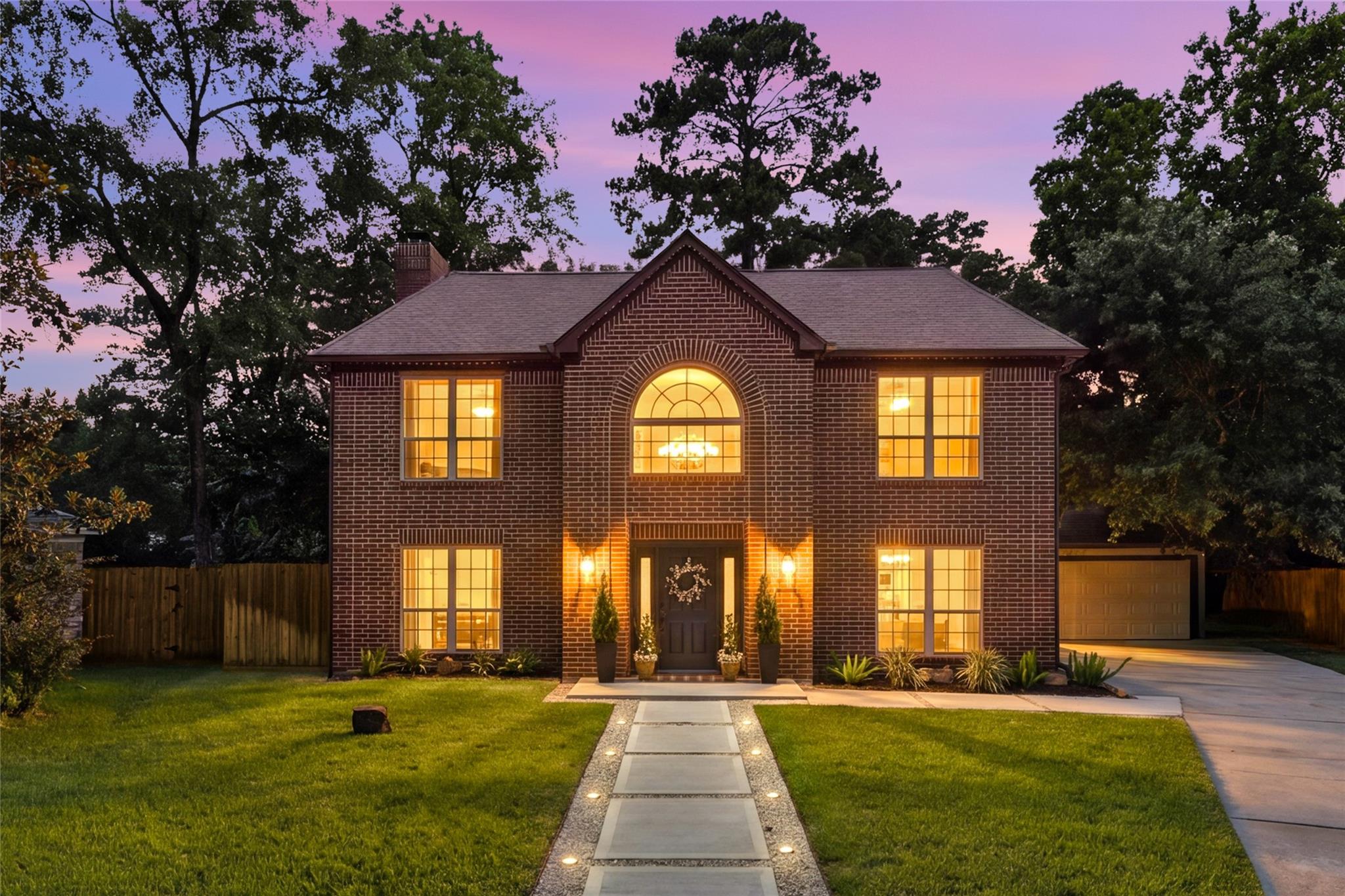 129 Rainbow Ridge Cir, The Woodlands, TX 77381