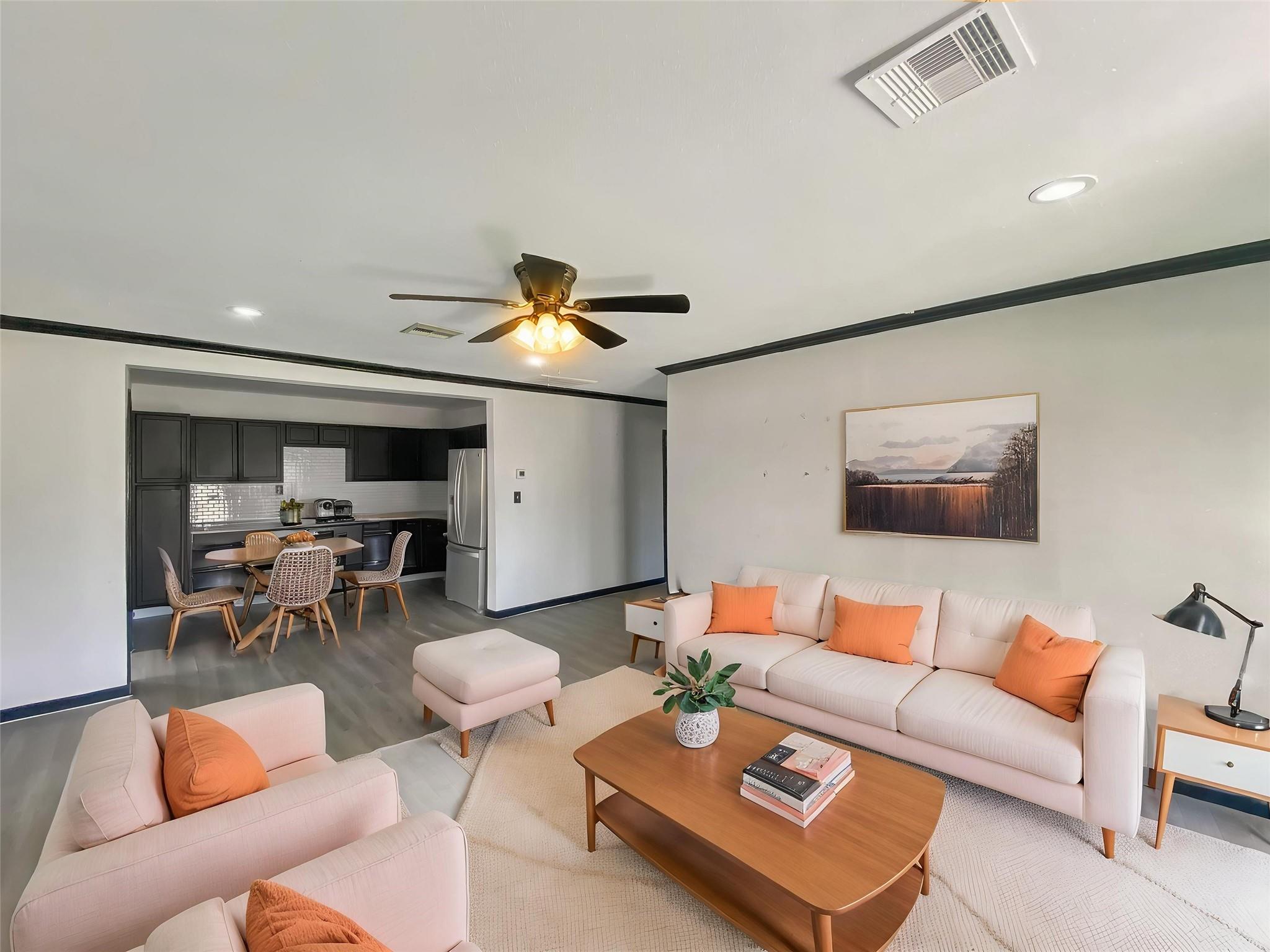 1201 Farm To Market Road 517, Dickinson, TX 77539 photo