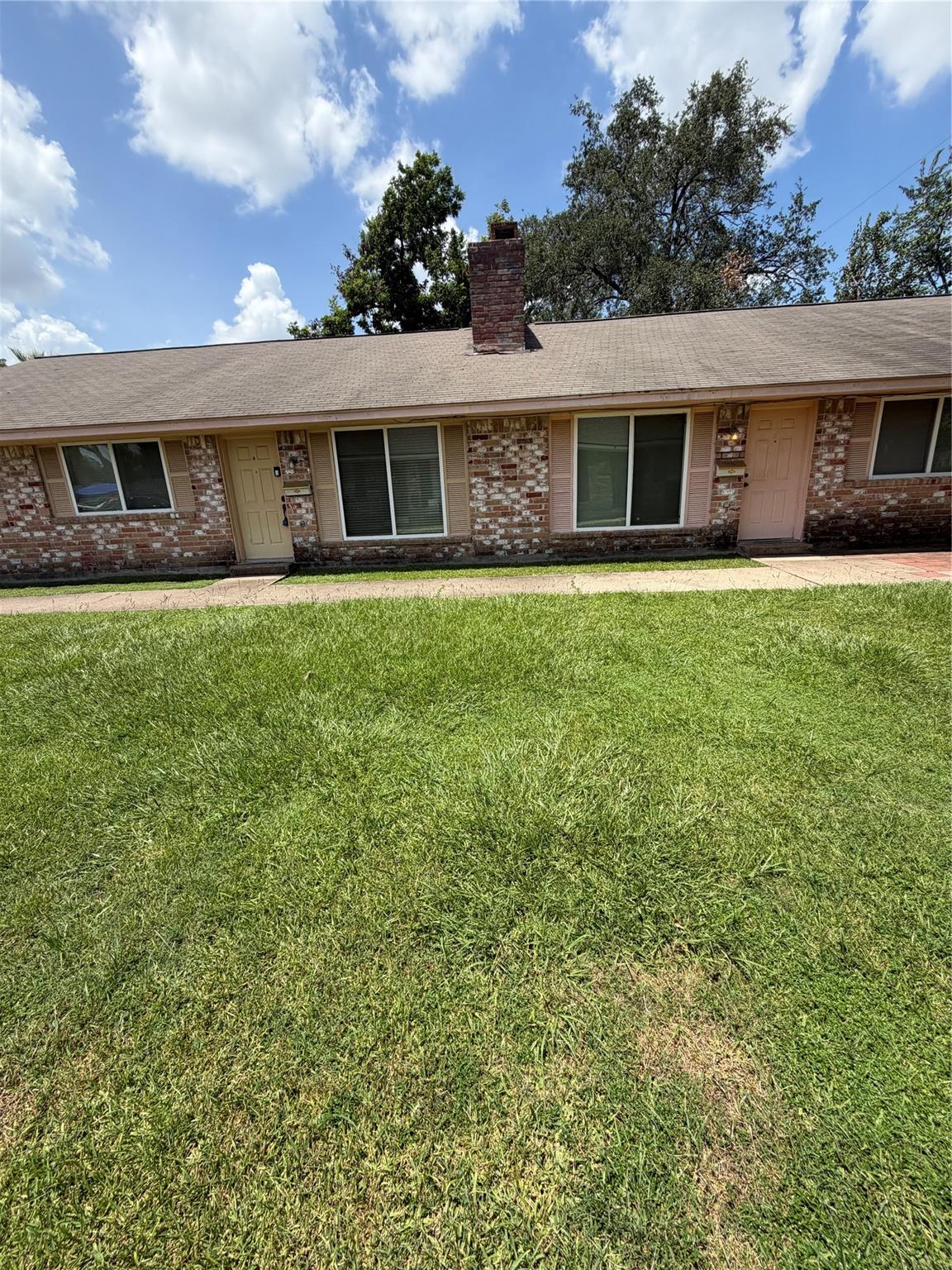 9414 Springview Ln, Houston, TX 77080 photo