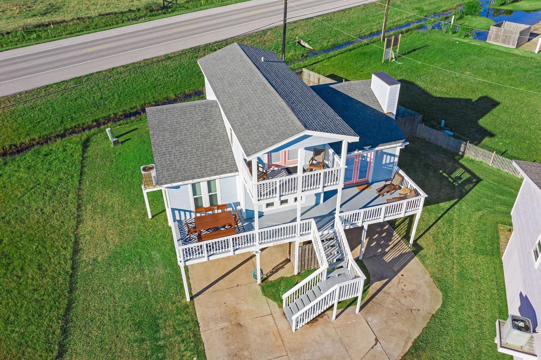4402 Tampico Way, Galveston, TX 77554 photo