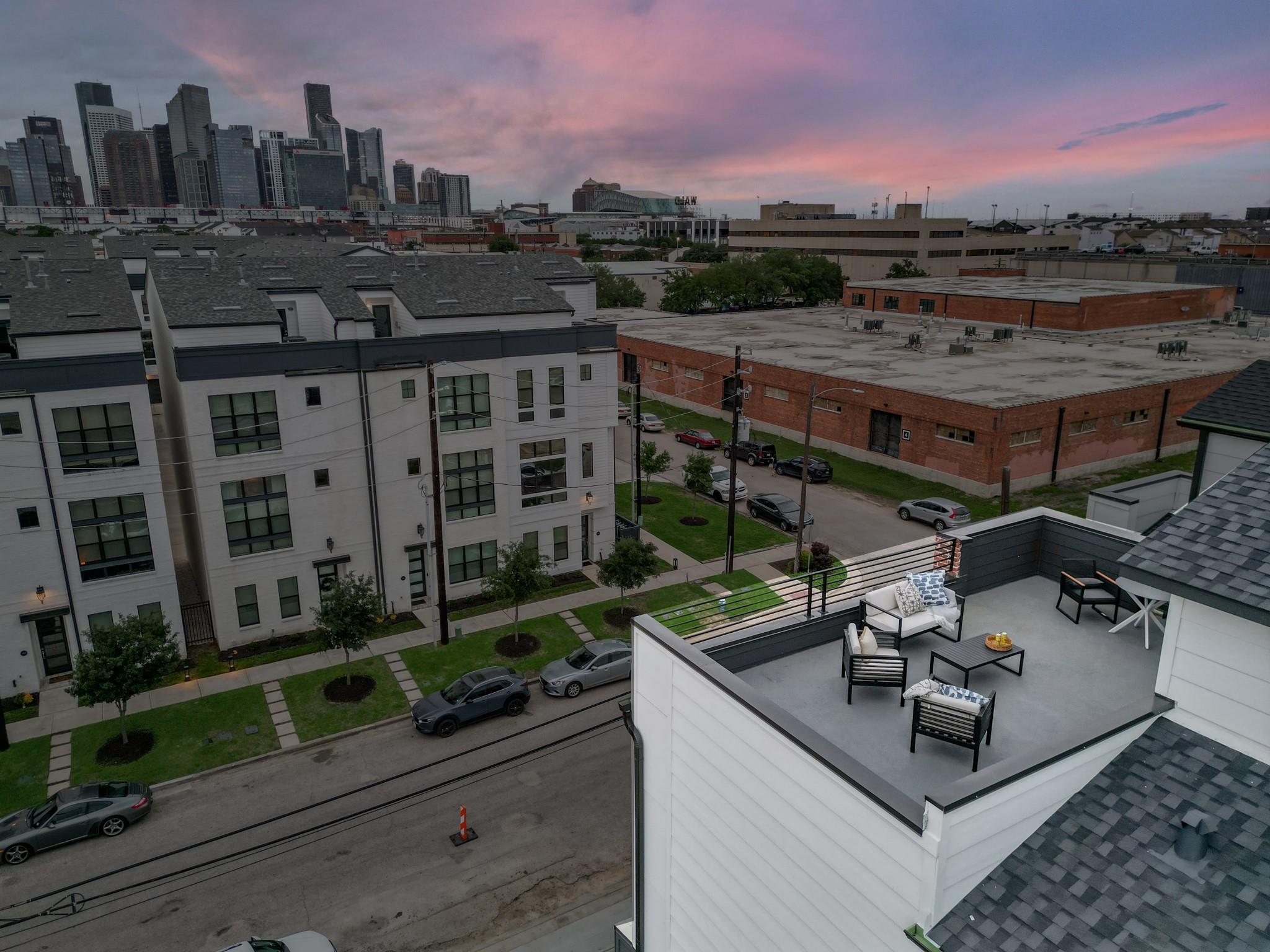 1113 Ennis St, Houston, TX 77003 photo