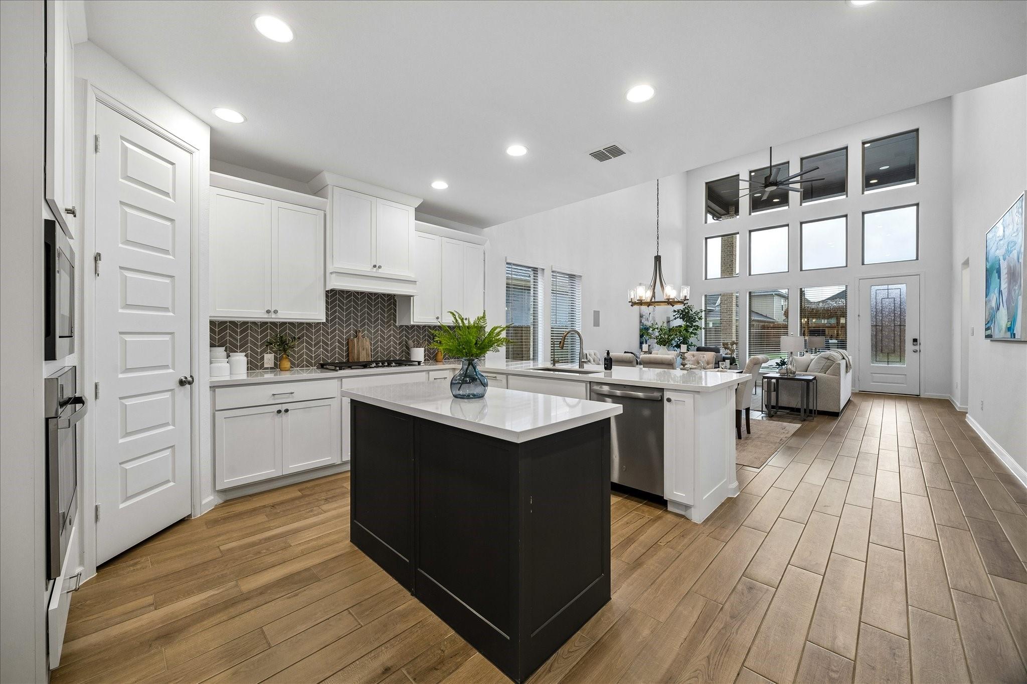 14 Savory Saute Dr, Richmond, TX 77406 photo