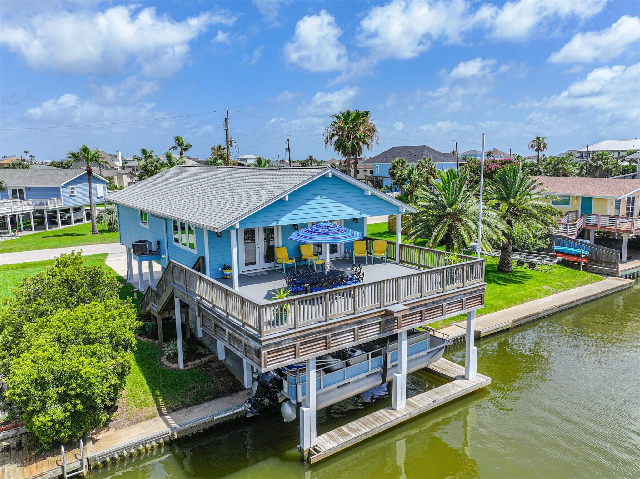 16613 Flamingo Way, Jamaica Beach, TX 77554