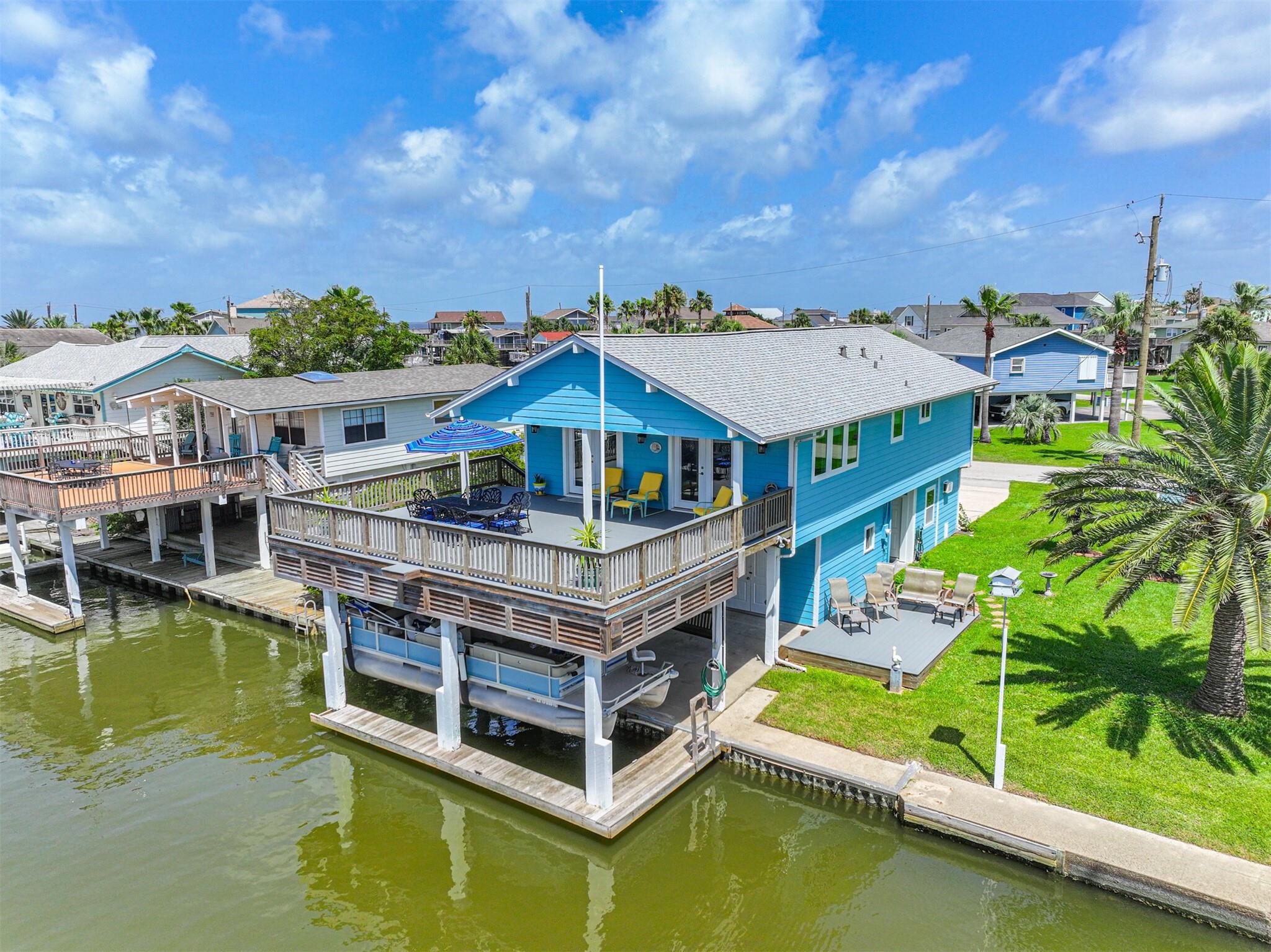 16613 Flamingo Way, Jamaica Beach, TX 77554 photo