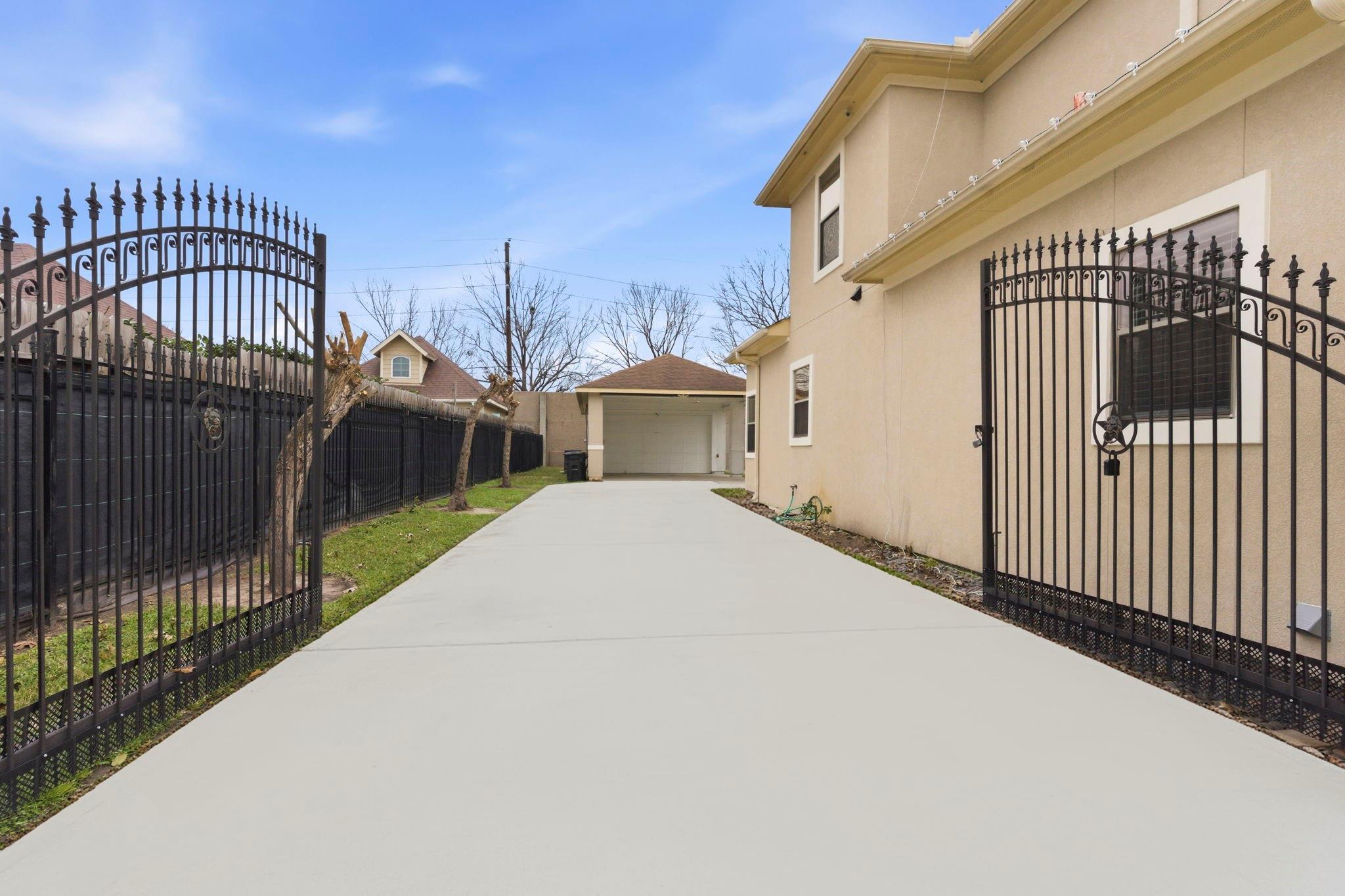 8606 Argentina St, Jersey Village, TX 77040 photo